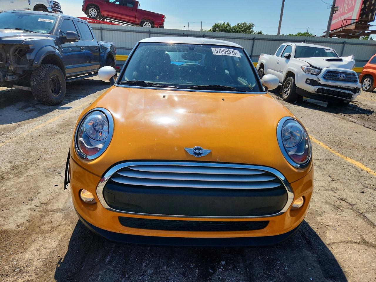 2014 Mini Cooper Оранжевый vin: WMWXM5C50ET932600