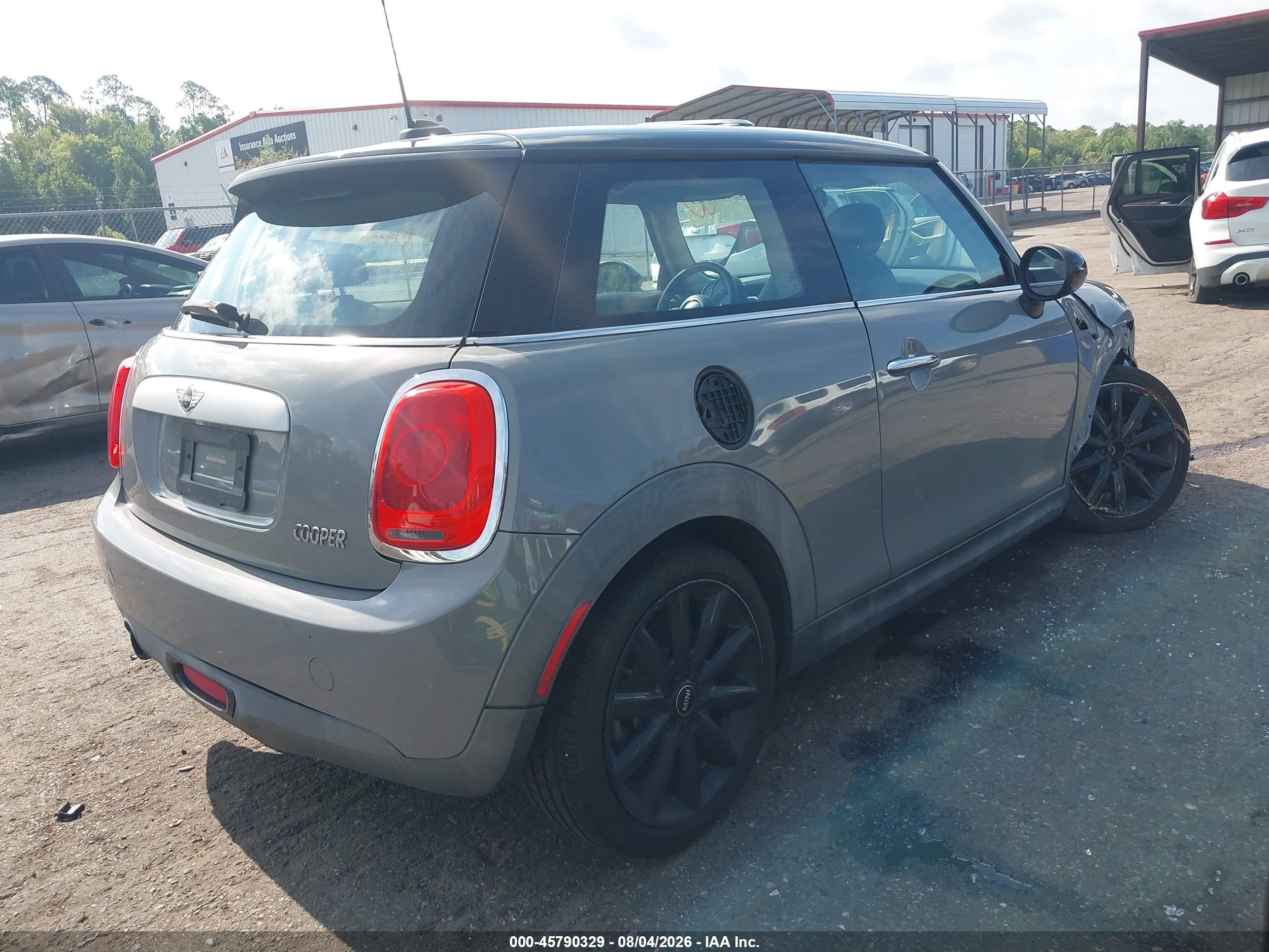 2014 Mini Hardtop Cooper Gray vin: WMWXM5C50ET936677
