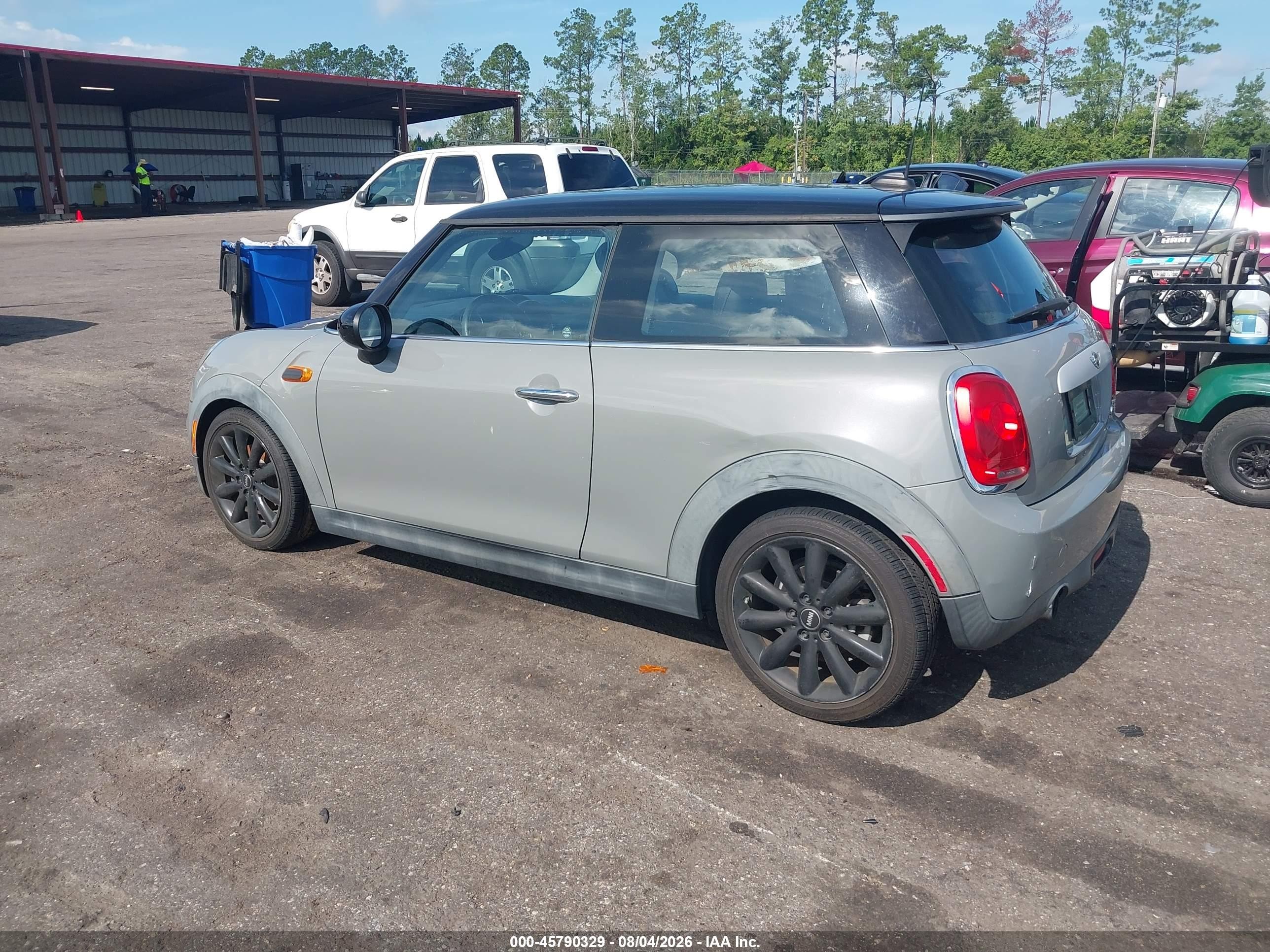 2014 Mini Hardtop Cooper Gray vin: WMWXM5C50ET936677