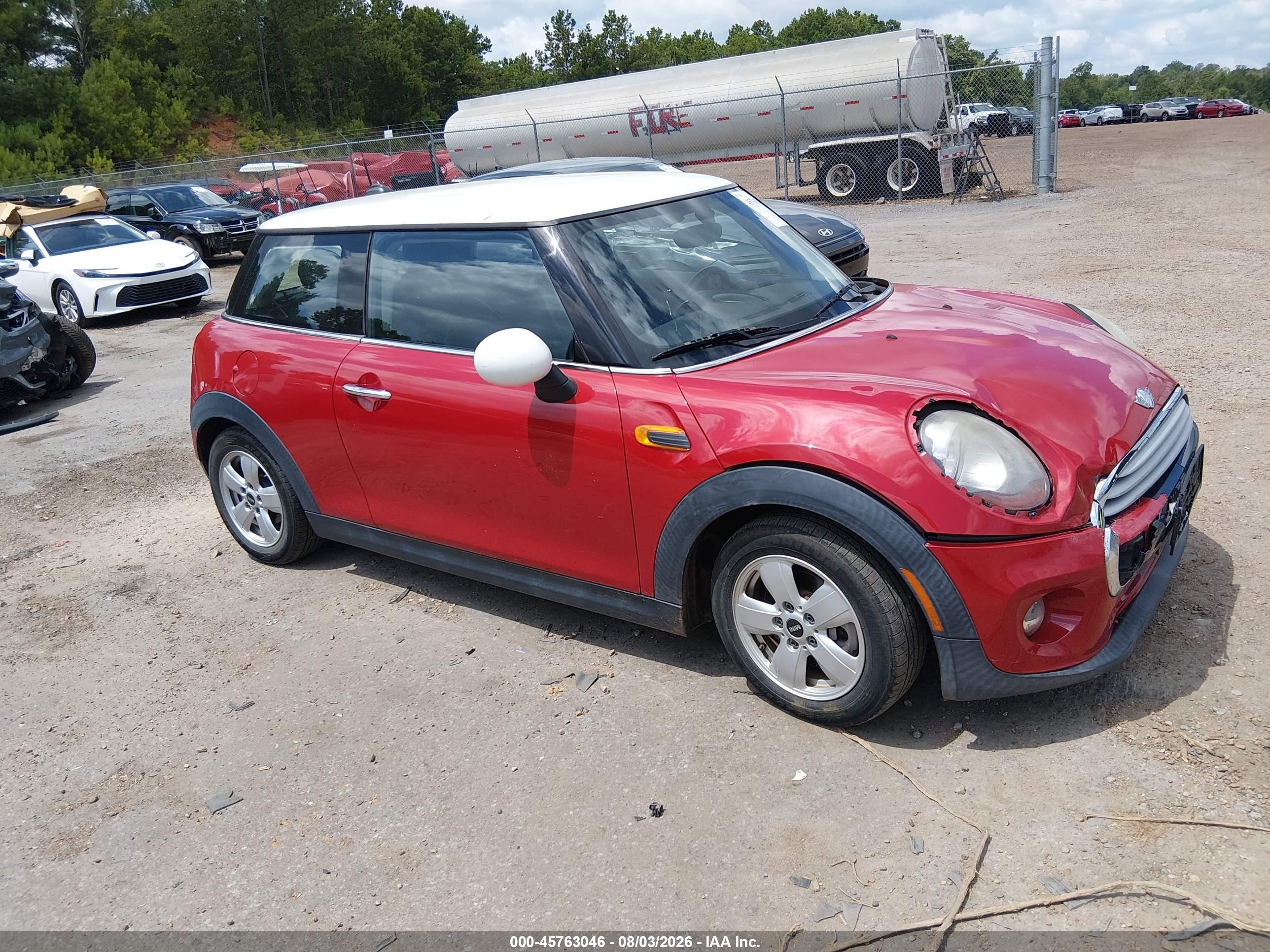 2014 Mini Hardtop Cooper Красный vin: WMWXM5C50ET971980