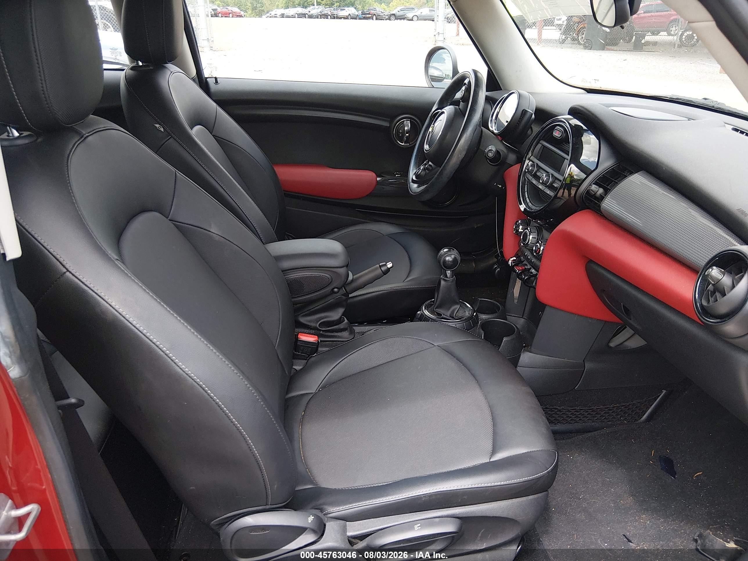 2014 Mini Hardtop Cooper Красный vin: WMWXM5C50ET971980