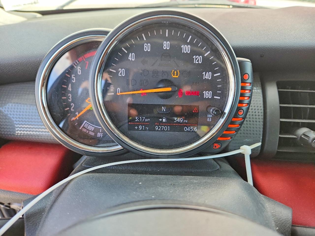 2015 Mini Cooper Beige vin: WMWXM5C50F3A96792