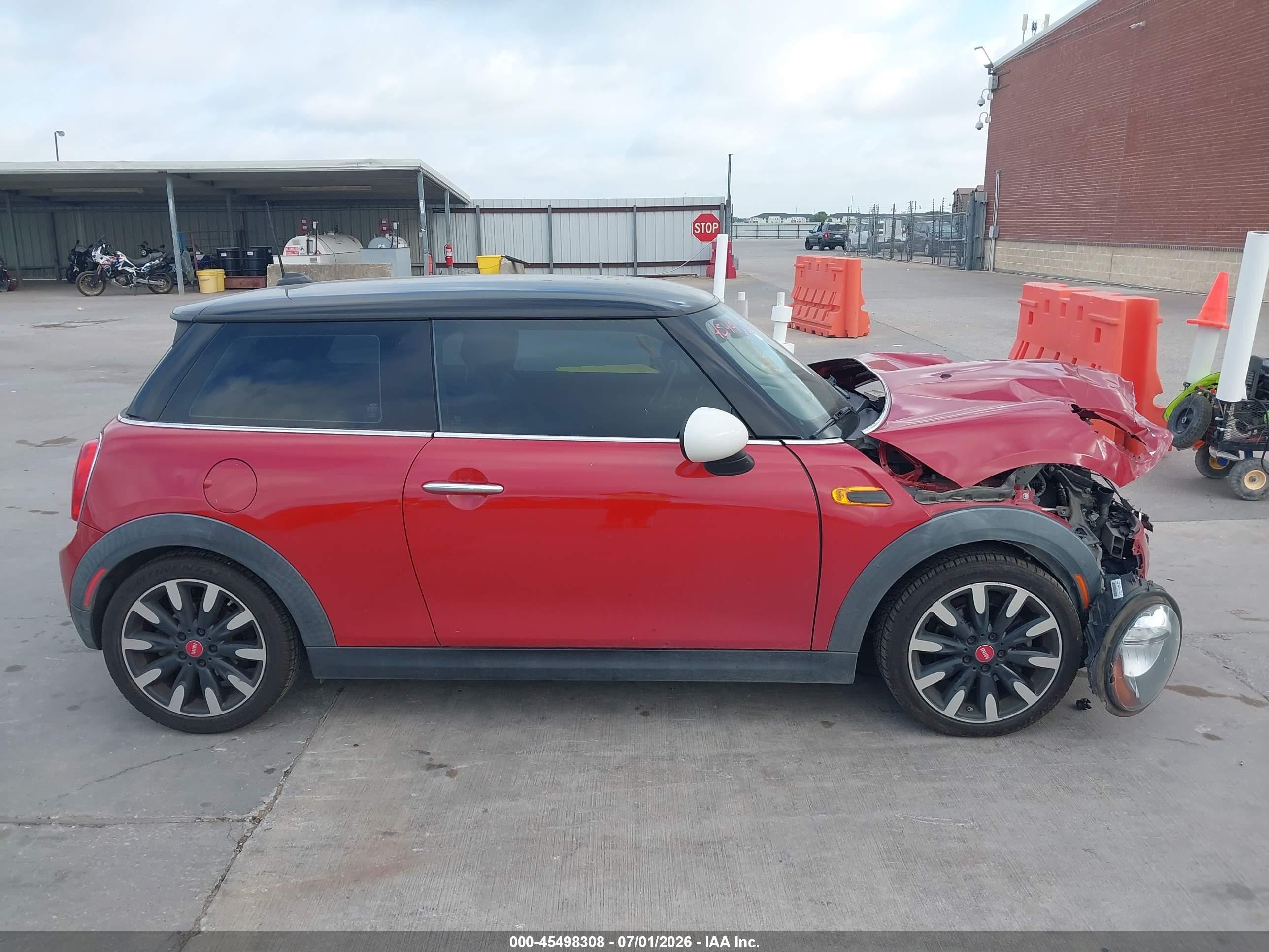 2015 Mini Hardtop Cooper Красный vin: WMWXM5C51F3A59623