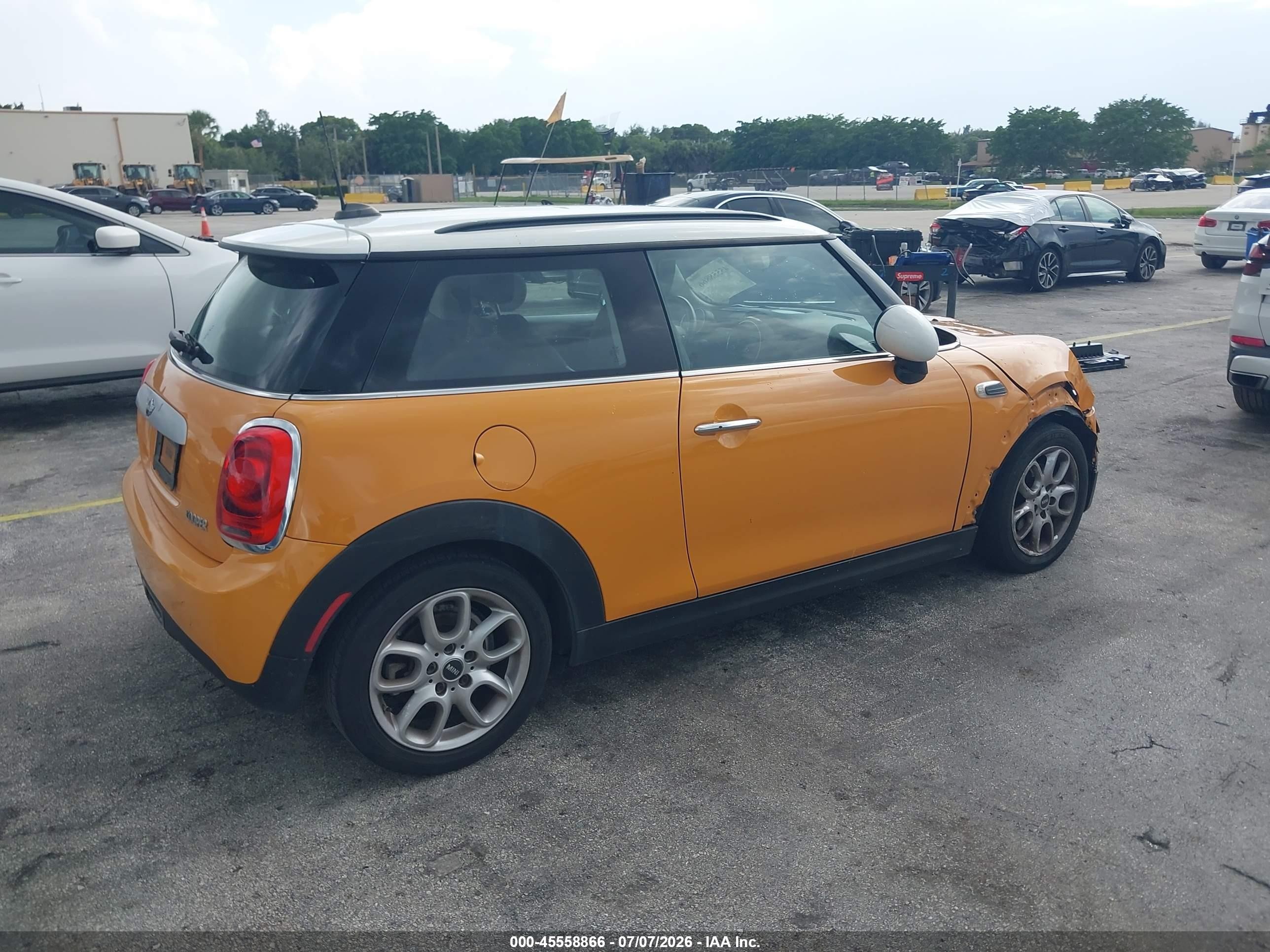 2015 Mini Hardtop Cooper Yellow vin: WMWXM5C52F3A56813