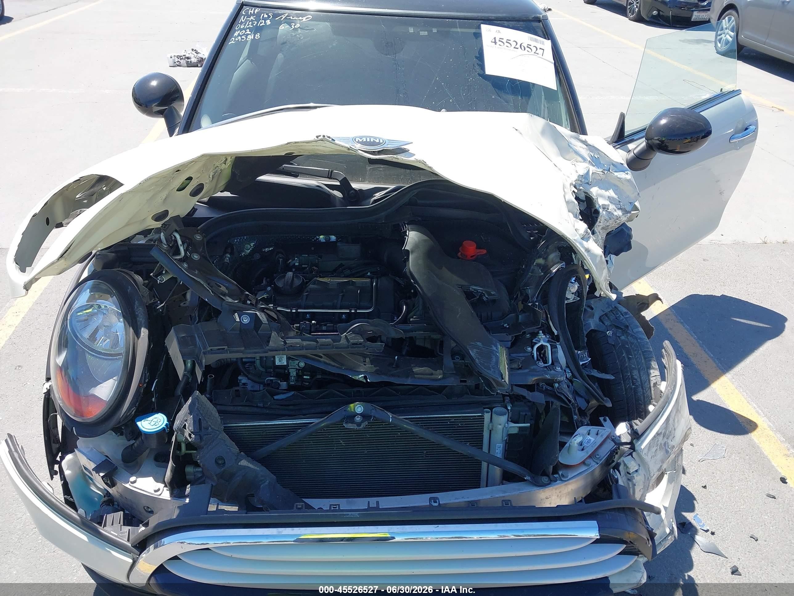2015 Mini Hardtop Cooper Cream vin: WMWXM5C52F3A57671