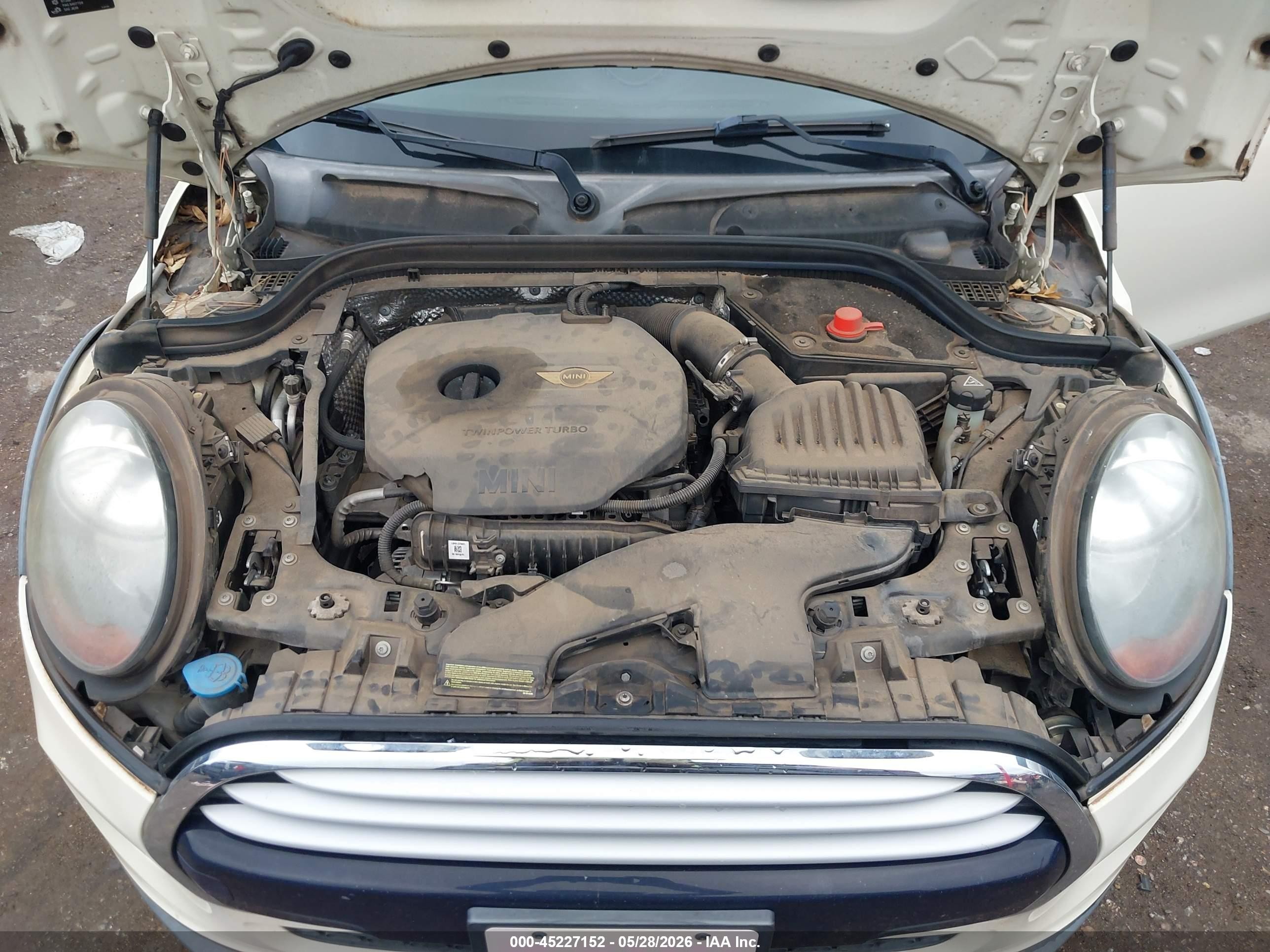 2015 Mini Hardtop Cooper Белый vin: WMWXM5C52FT939310