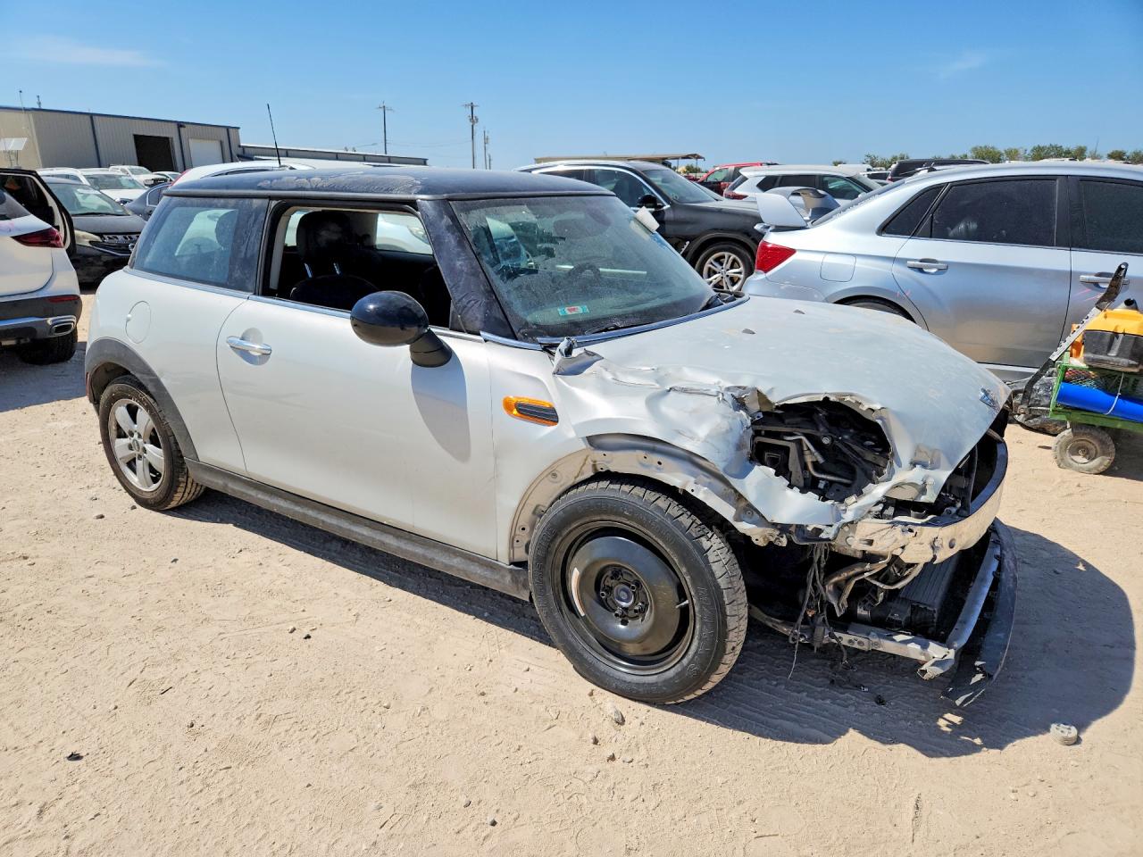 2015 Mini Cooper Silver vin: WMWXM5C52FT942028
