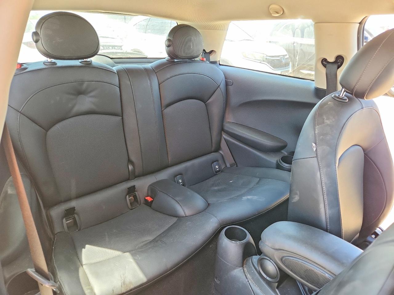 2015 Mini Cooper Silver vin: WMWXM5C52FT942028