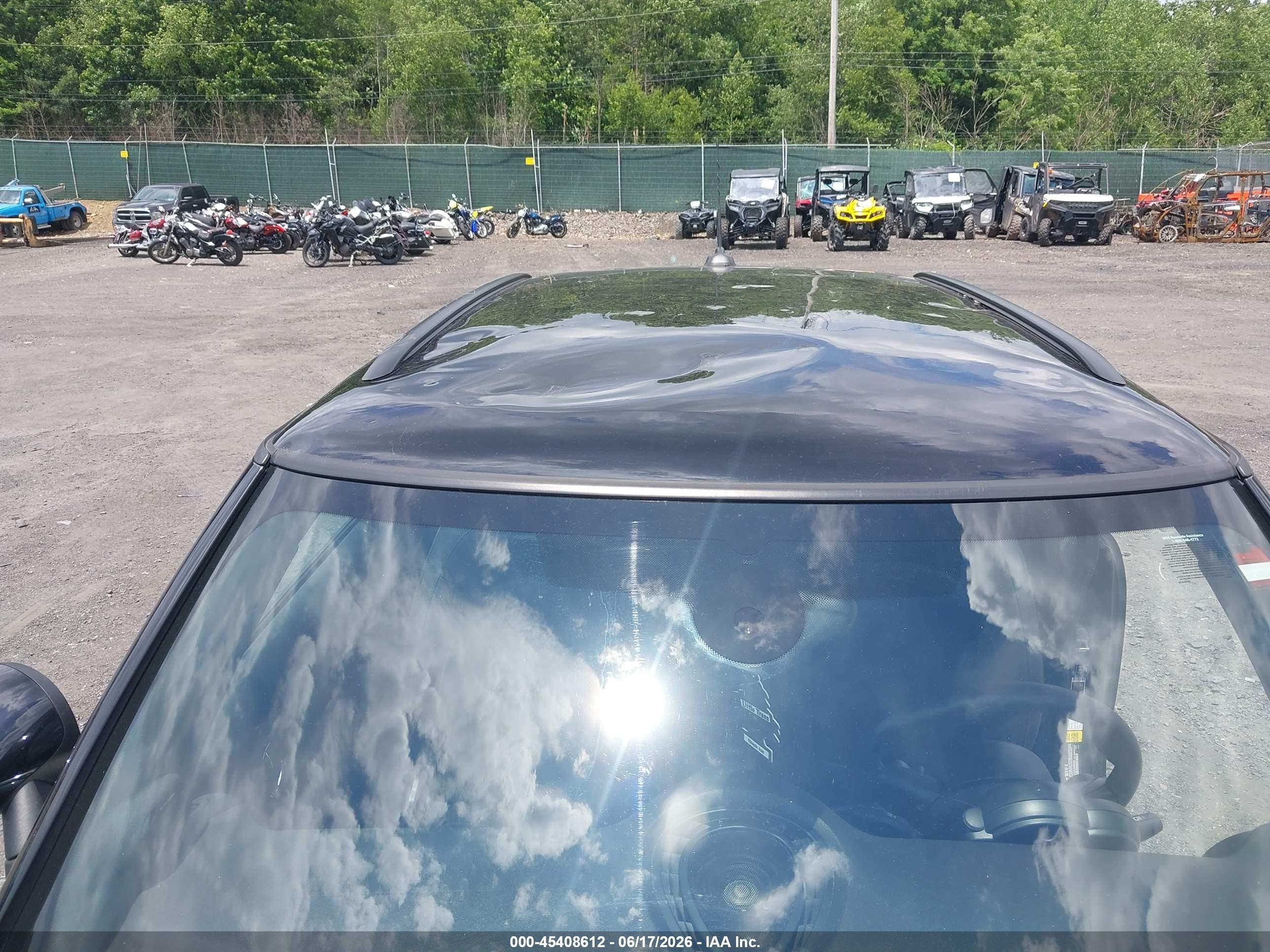 2015 Mini Hardtop Cooper Green vin: WMWXM5C53F3A58358