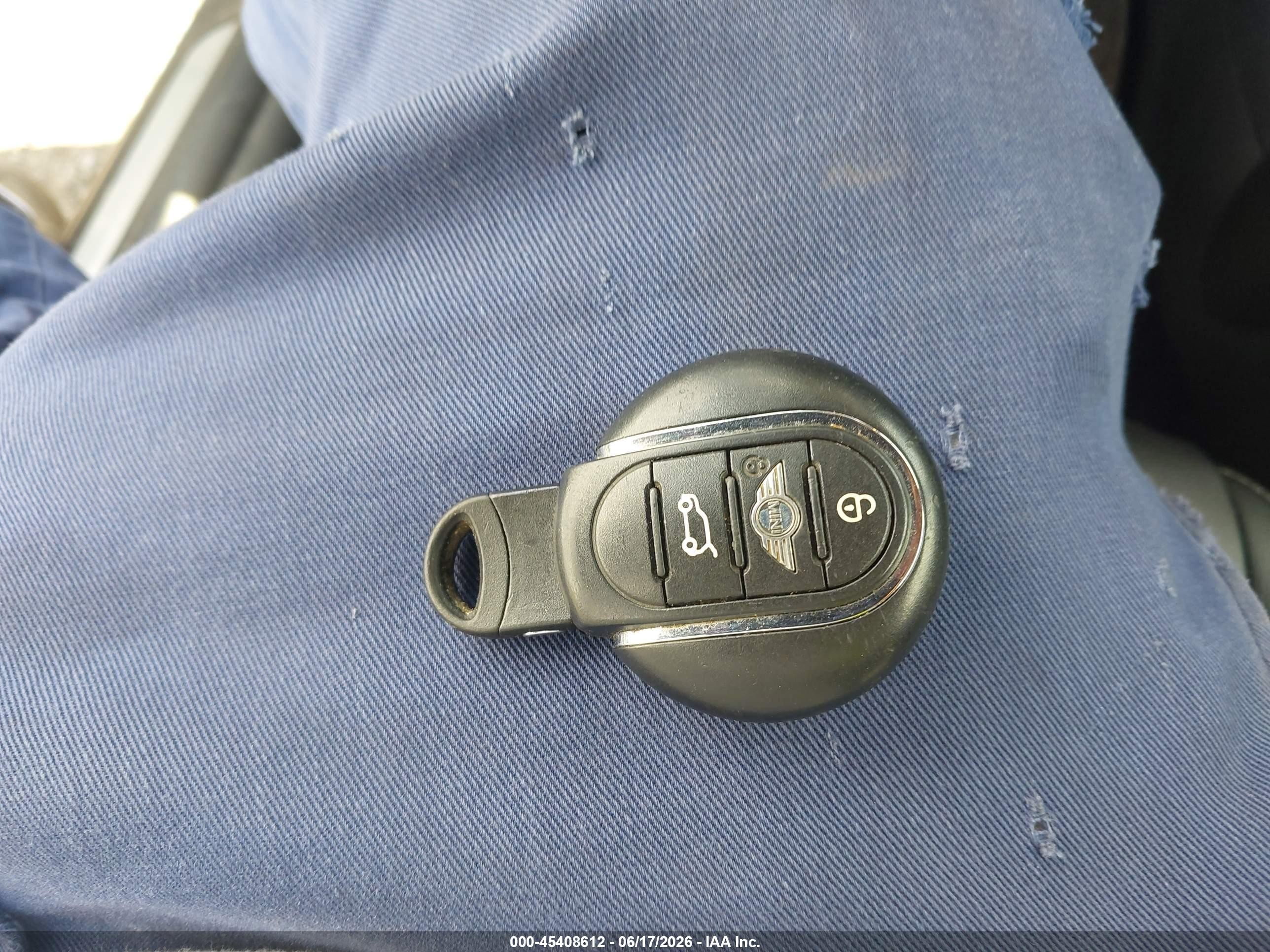 2015 Mini Hardtop Cooper Green vin: WMWXM5C53F3A58358