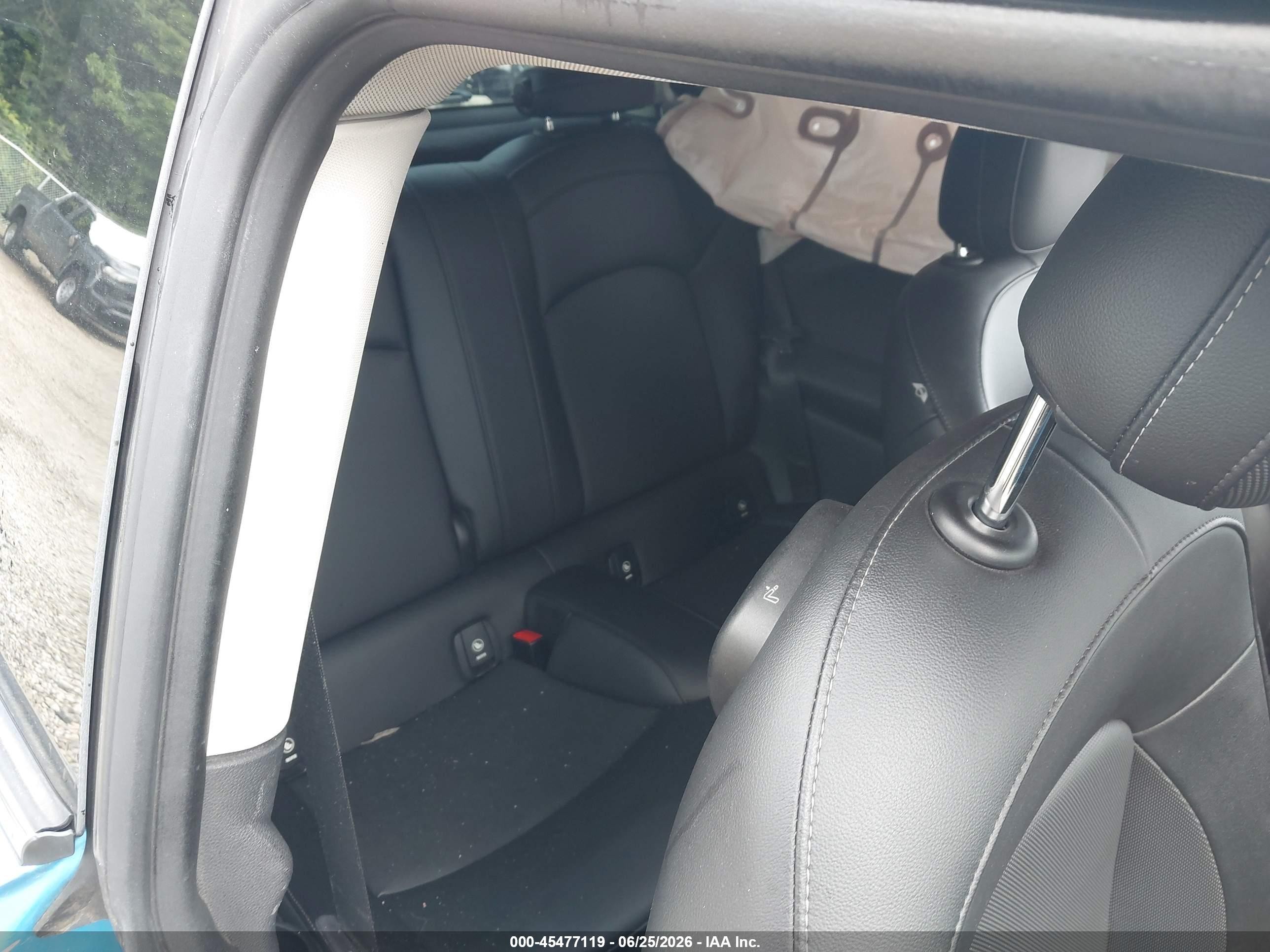 2015 Mini Hardtop Cooper Blue vin: WMWXM5C53F3A60949