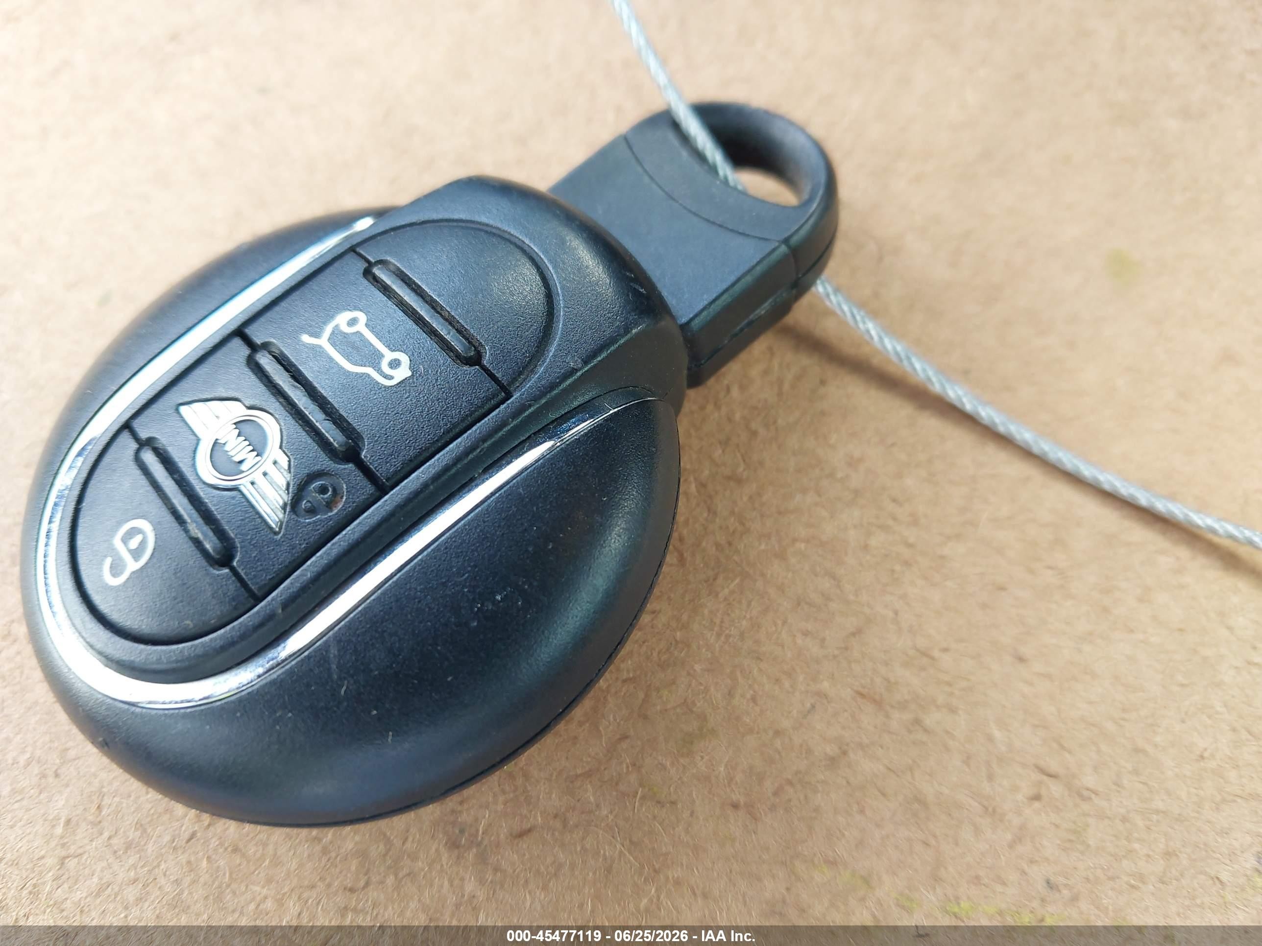2015 Mini Hardtop Cooper Blue vin: WMWXM5C53F3A60949