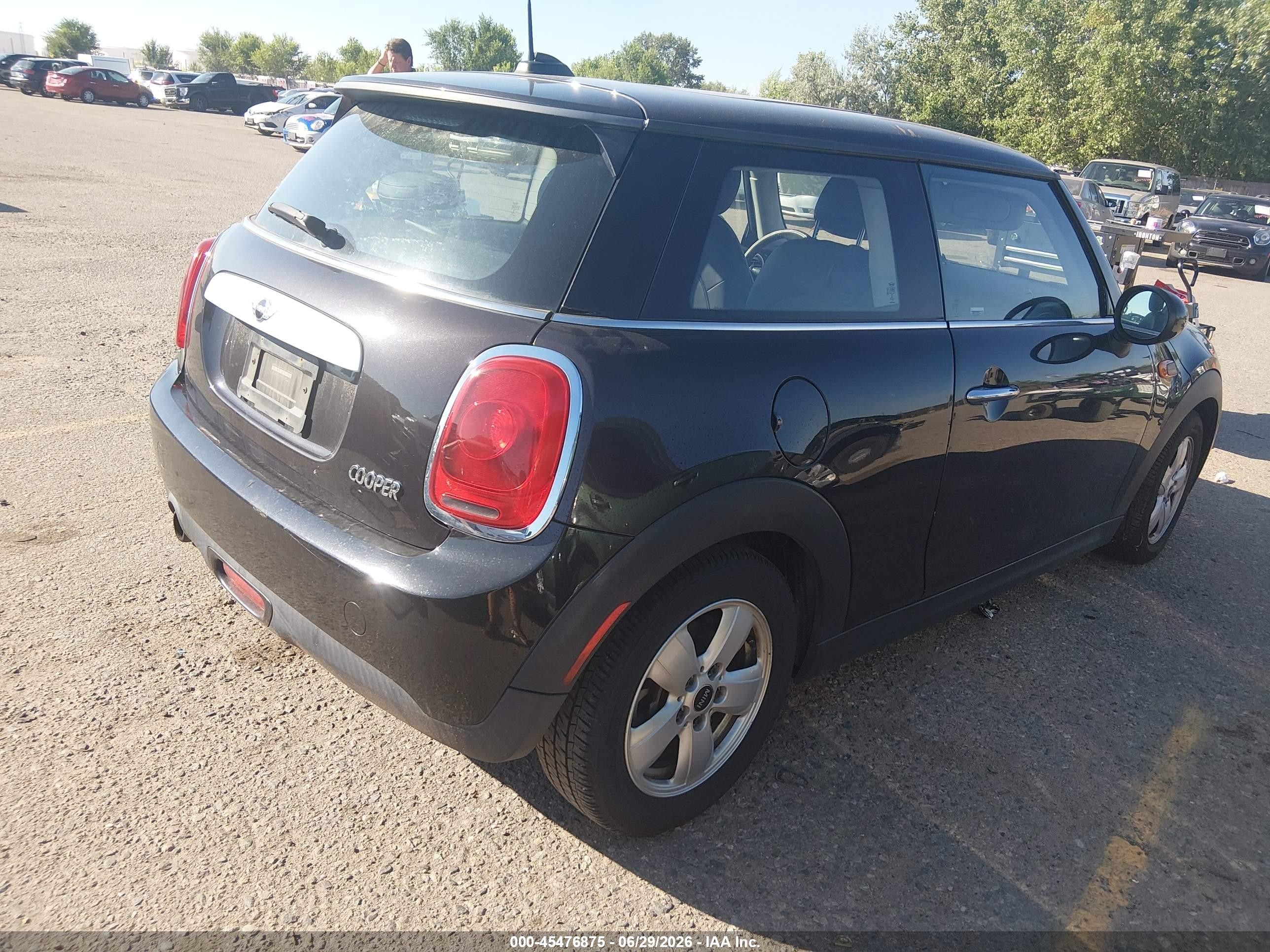 2014 Mini Hardtop Cooper Brown vin: WMWXM5C54ET934401