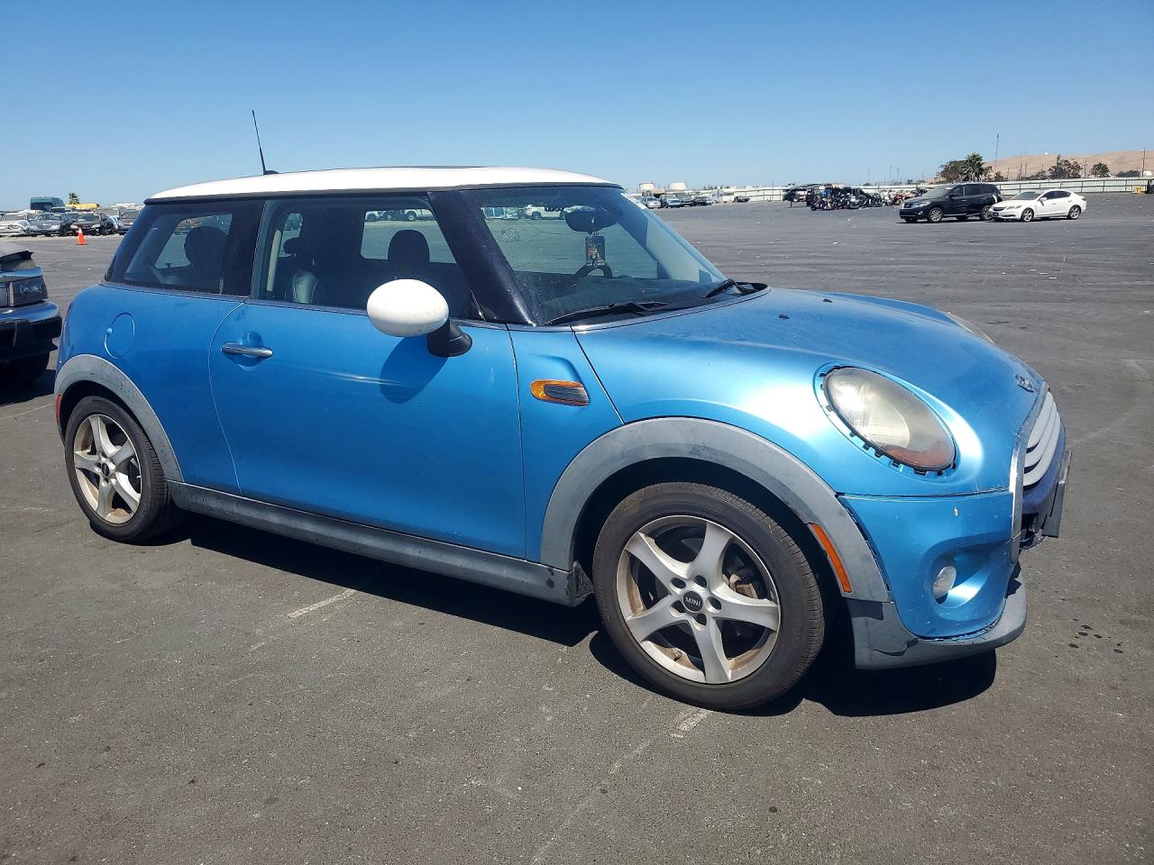2015 Mini Cooper Blue vin: WMWXM5C54F3A57722