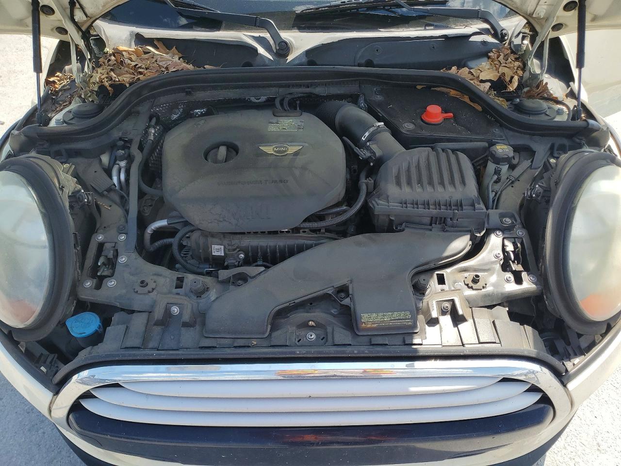 2015 Mini Cooper Cream vin: WMWXM5C54FT942824