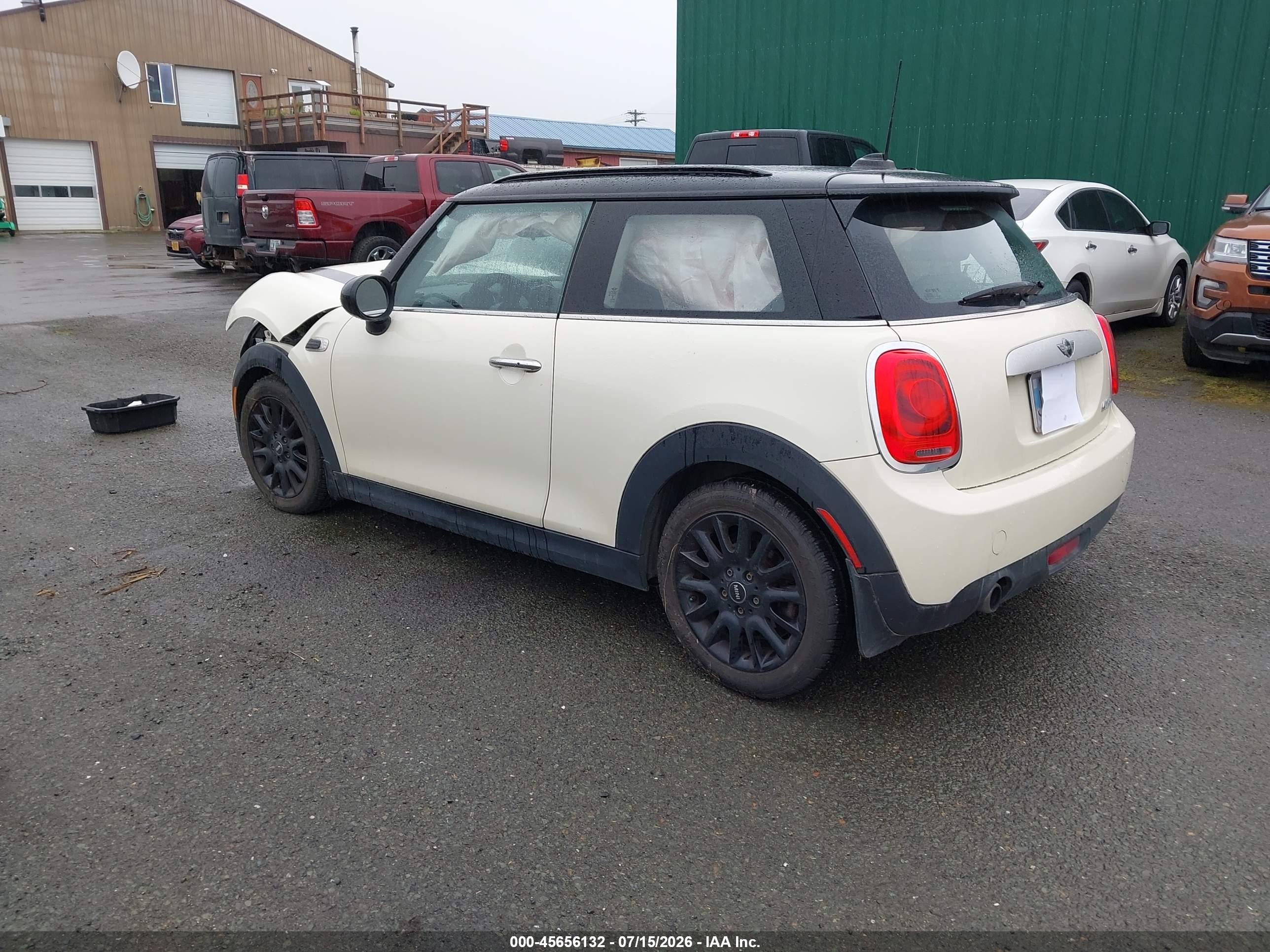 2015 Mini Hardtop Cooper Beige vin: WMWXM5C54FT974222