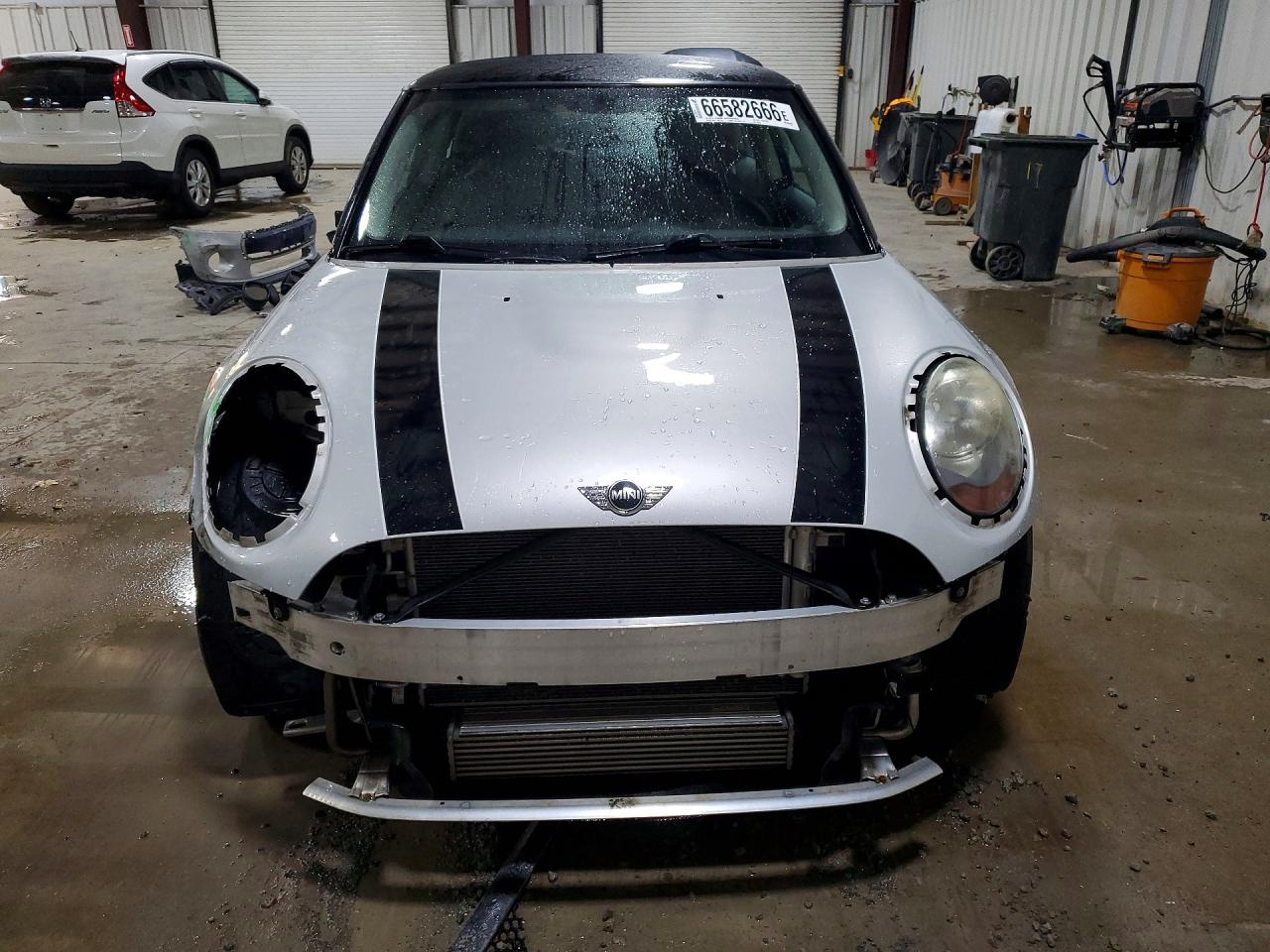 2014 Mini Cooper Silver vin: WMWXM5C55ET972932