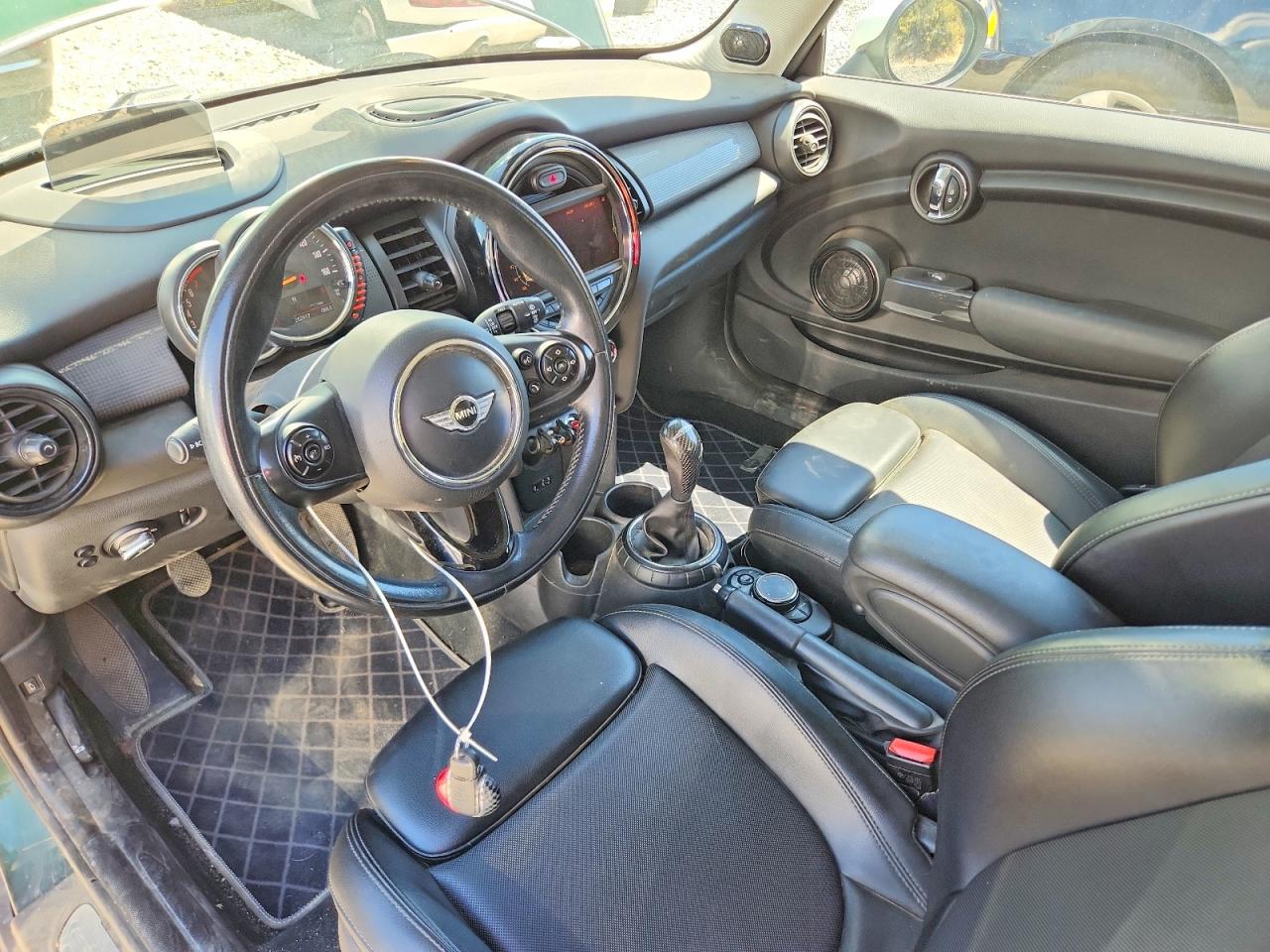 2015 Mini Cooper Green vin: WMWXM5C55F3A04673
