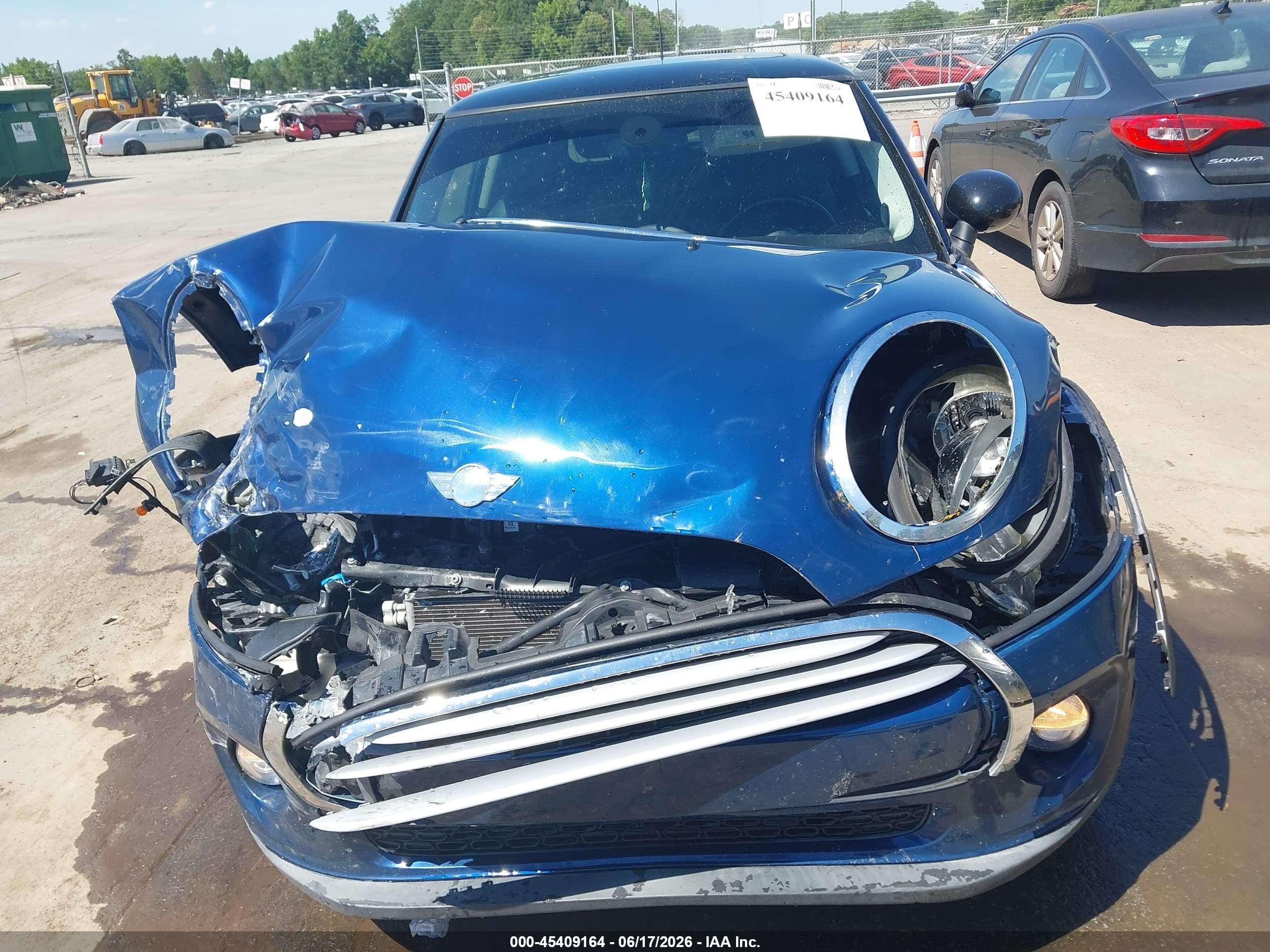 2015 Mini Hardtop Cooper Blue vin: WMWXM5C55FT939513