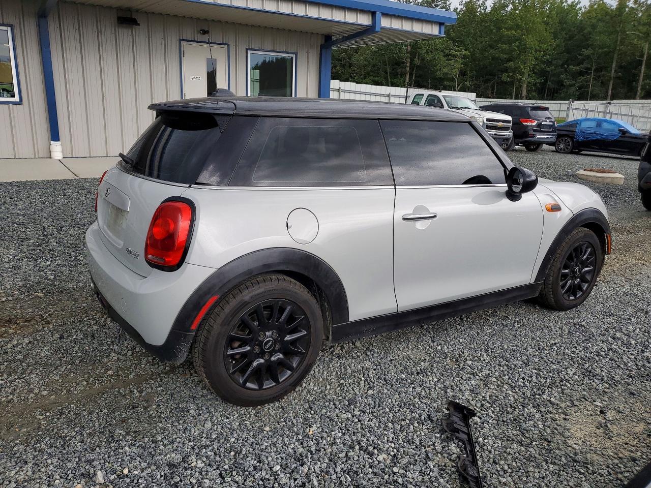 2015 Mini Cooper Silver vin: WMWXM5C56FT938399