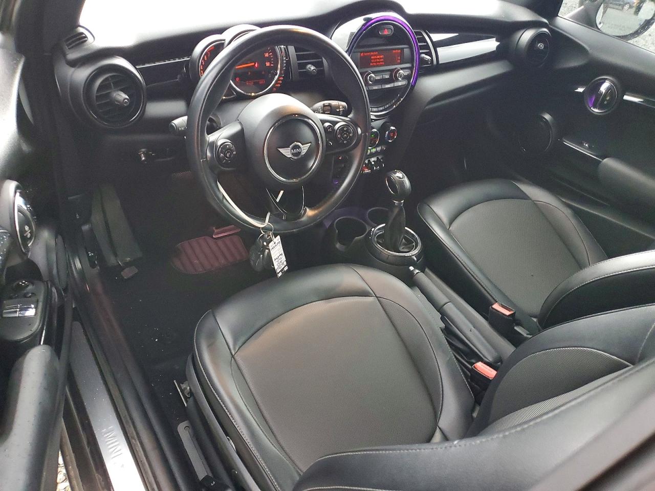 2015 Mini Cooper Silver vin: WMWXM5C56FT938399