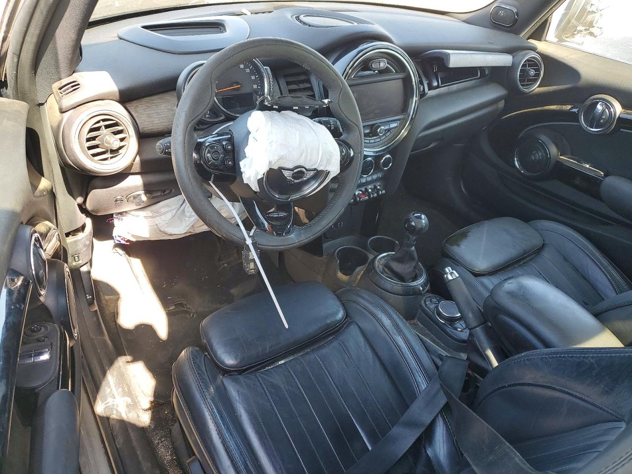 2015 Mini Cooper Blue vin: WMWXM5C56FT974366