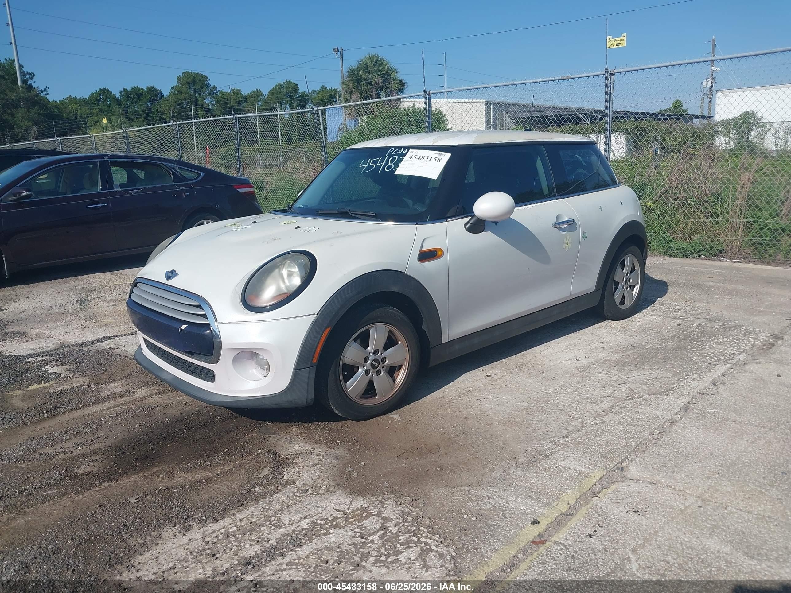 2014 Mini Hardtop Cooper Белый vin: WMWXM5C57ET932741