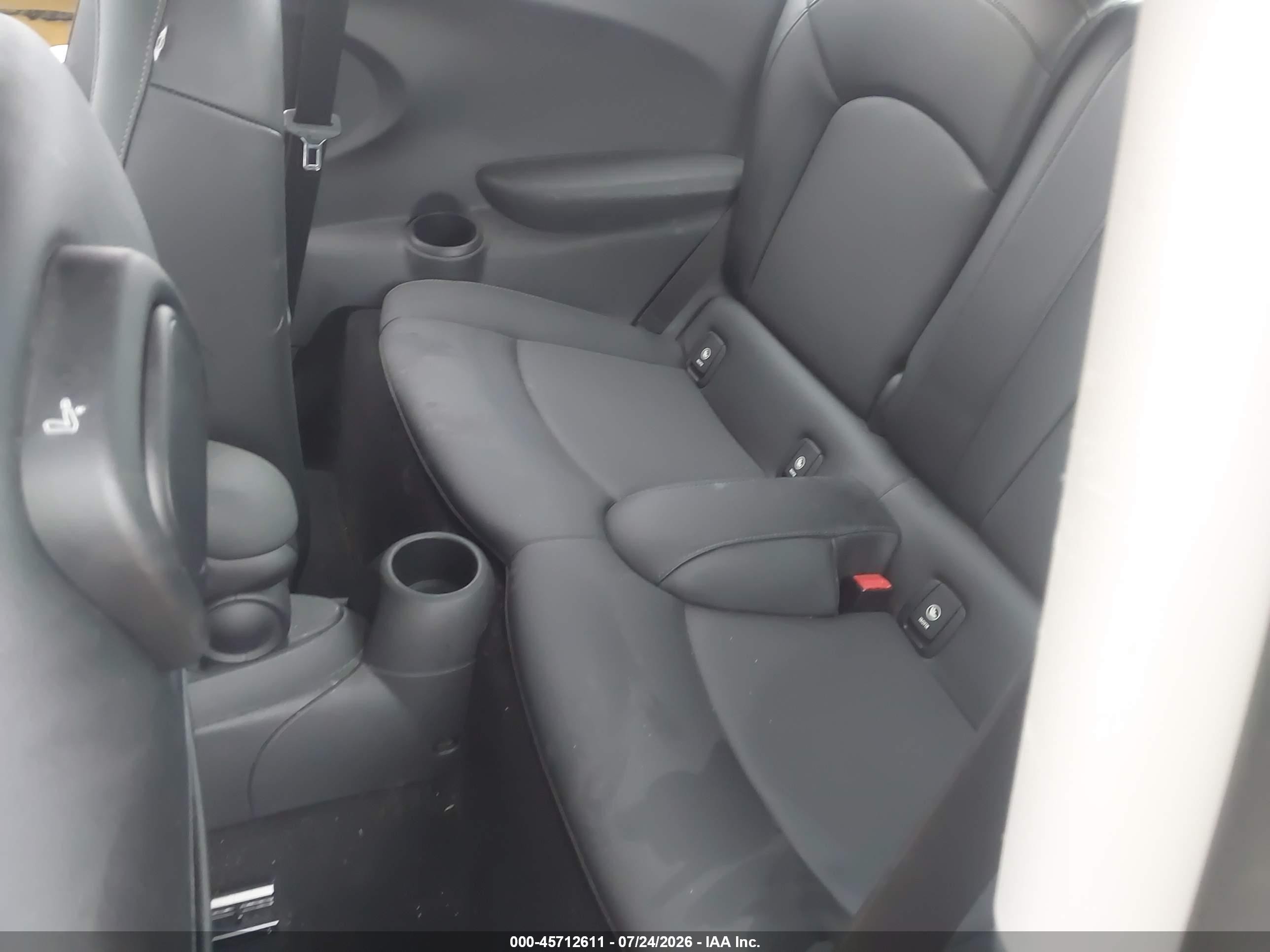 2014 Mini Hardtop Cooper Orange vin: WMWXM5C57ET935137