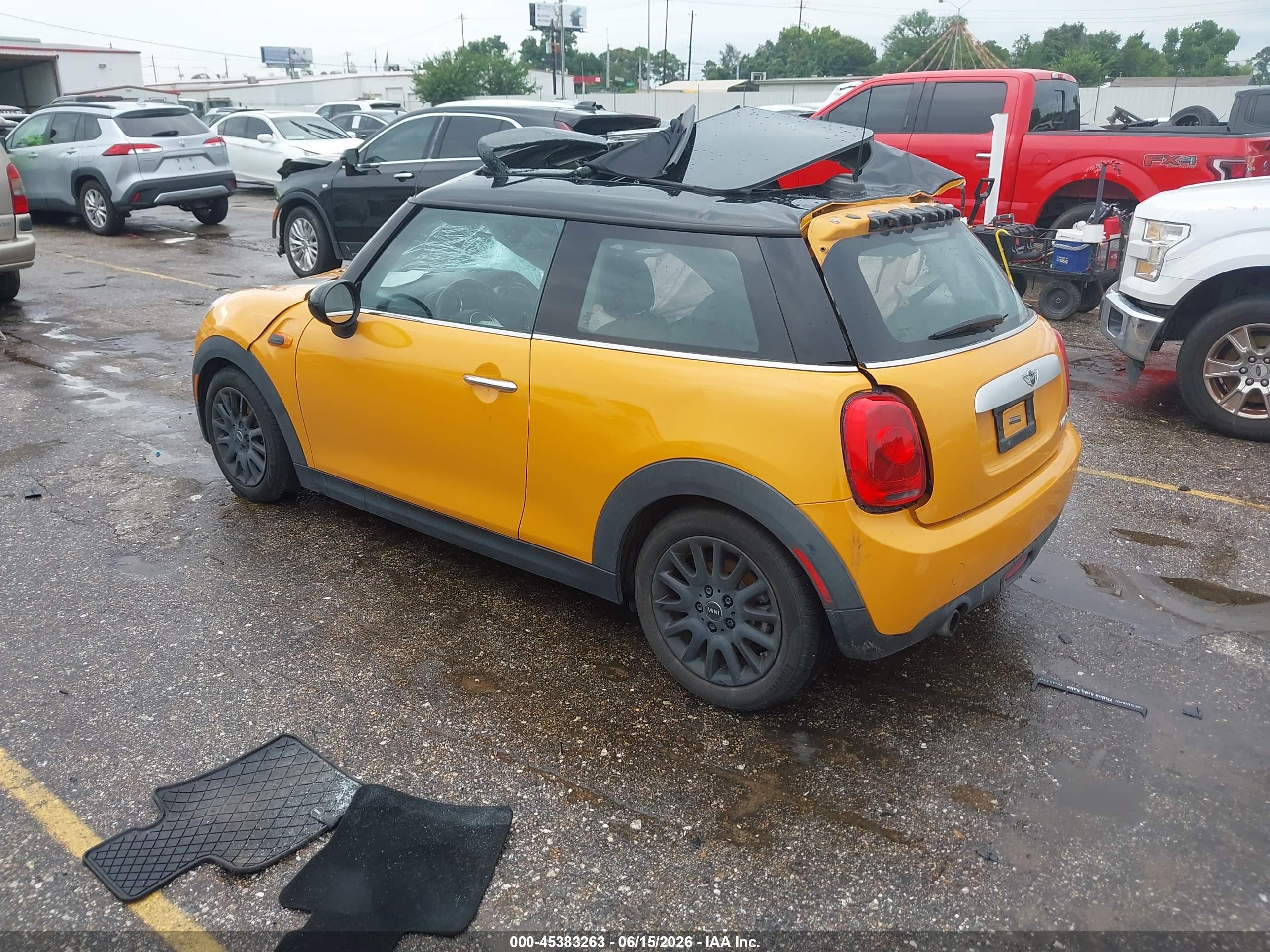 2014 Mini Hardtop Cooper Orange vin: WMWXM5C57ET935364