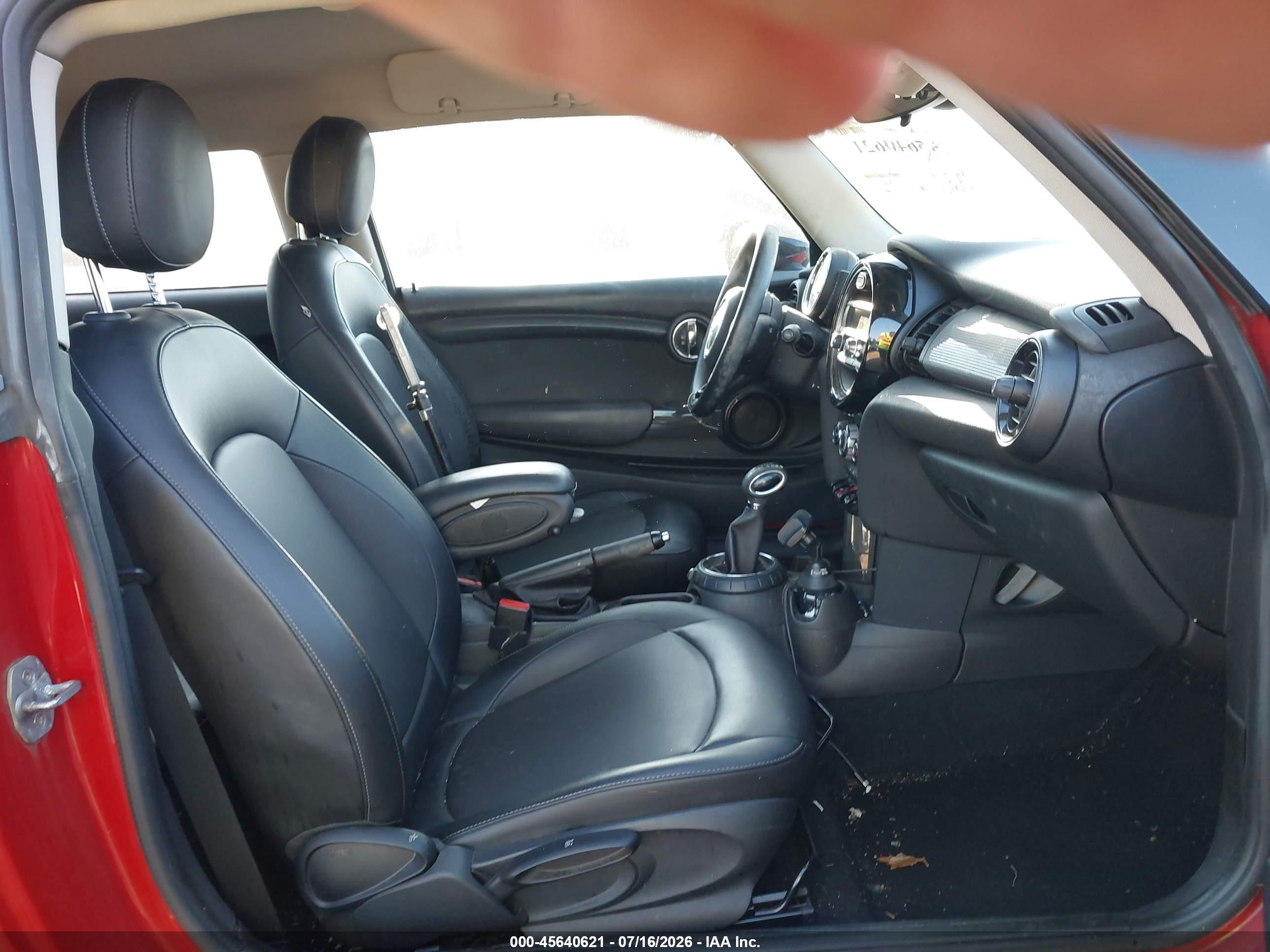2014 Mini Hardtop Cooper Красный vin: WMWXM5C57ET936739