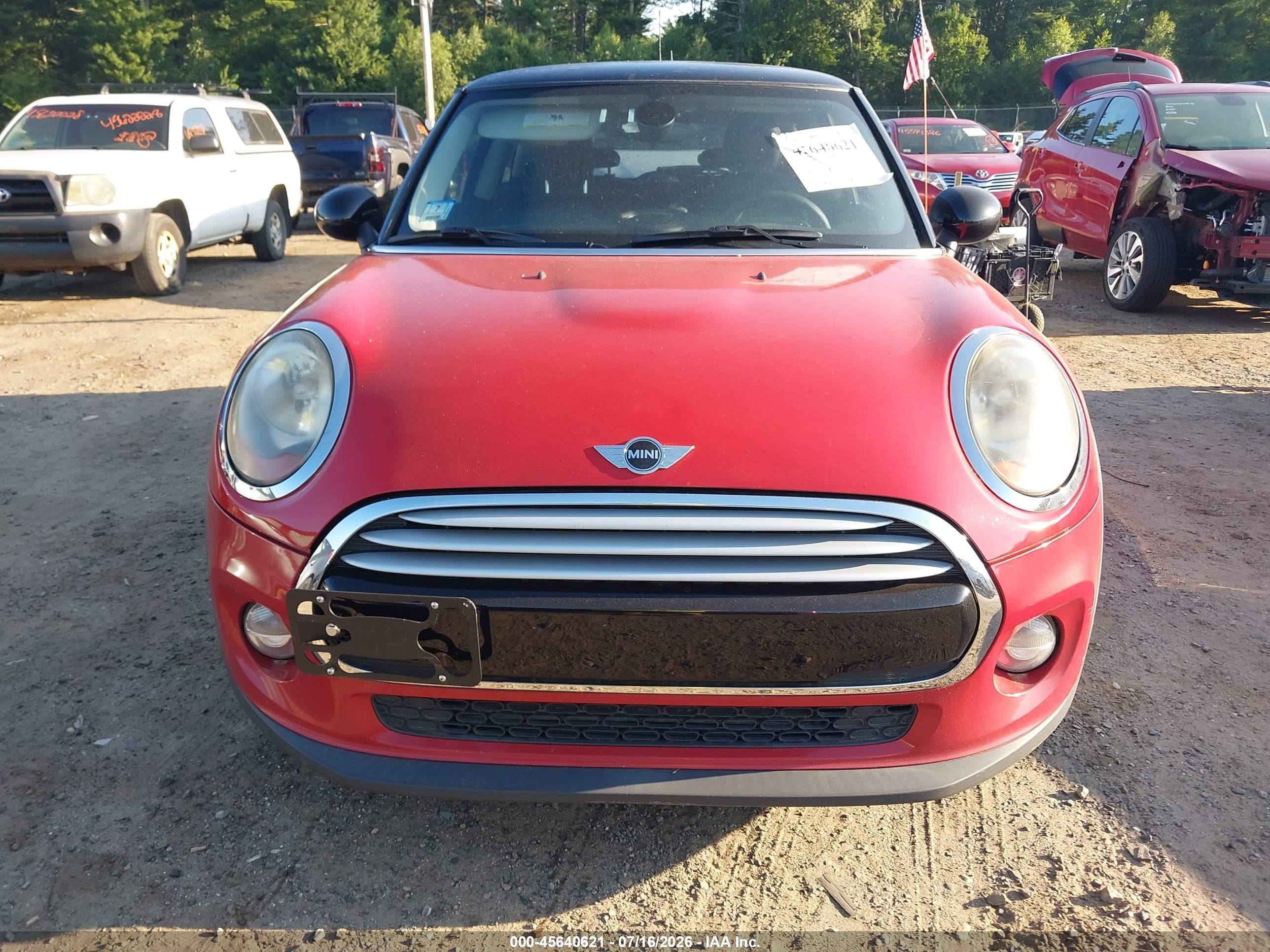 2014 Mini Hardtop Cooper Красный vin: WMWXM5C57ET936739