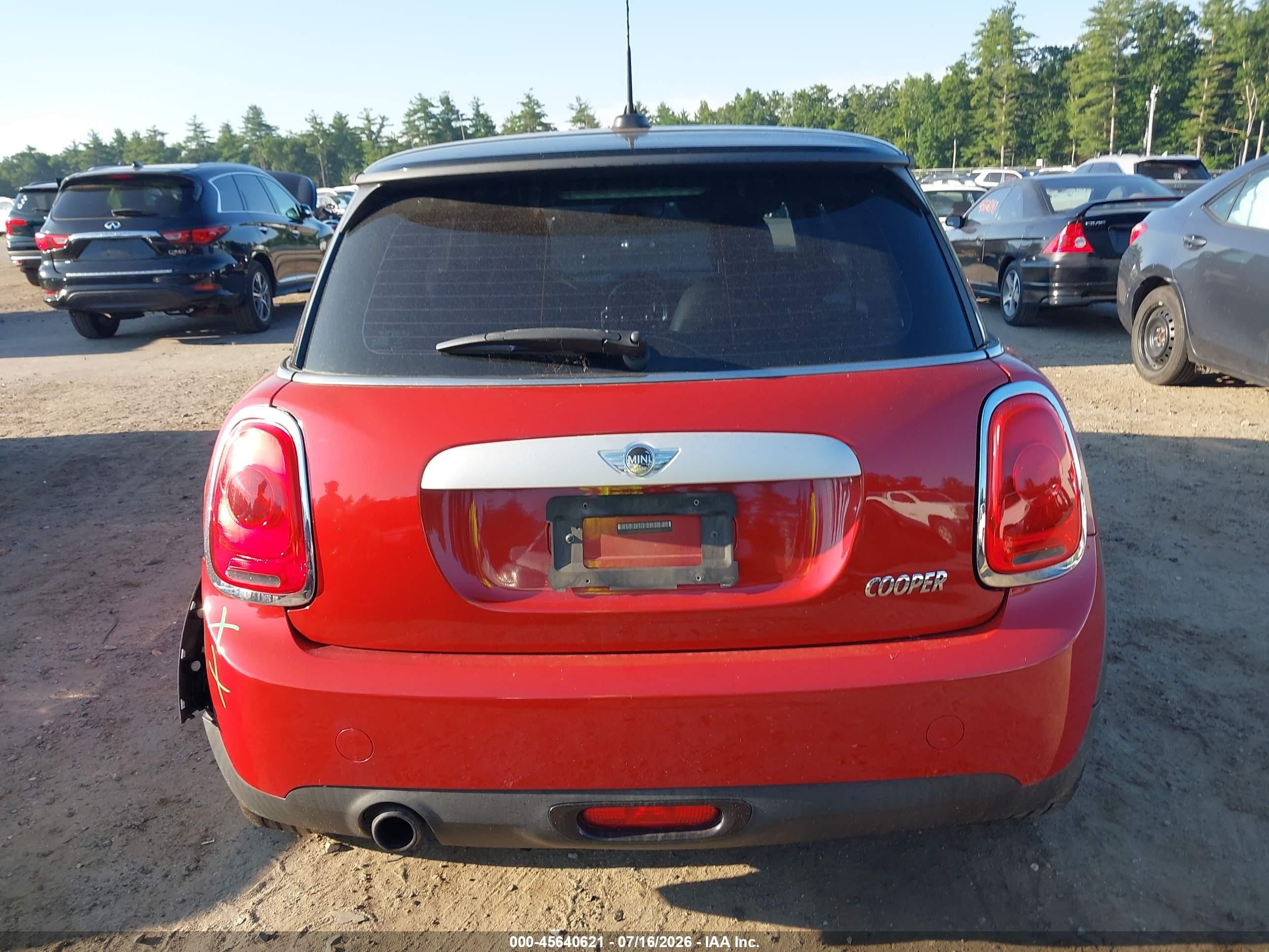 2014 Mini Hardtop Cooper Красный vin: WMWXM5C57ET936739