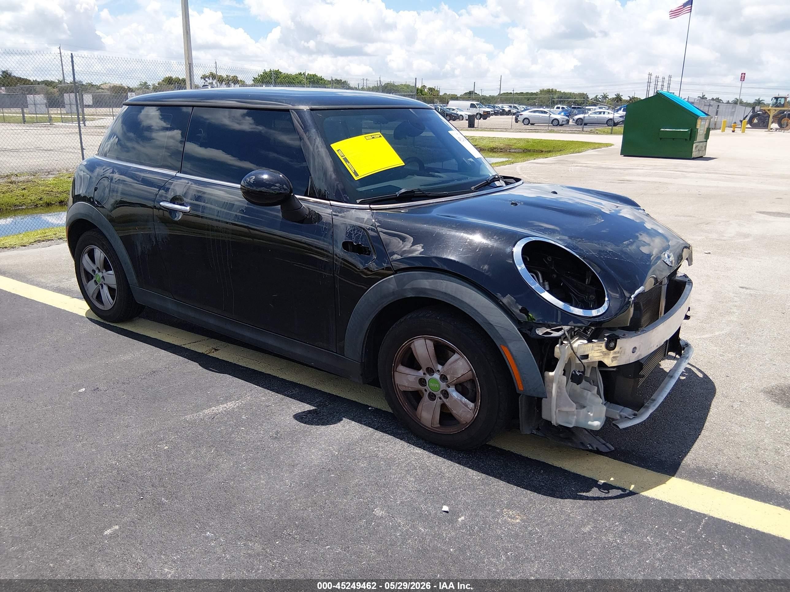 2015 Mini Hardtop Cooper Черный vin: WMWXM5C57F3A04335