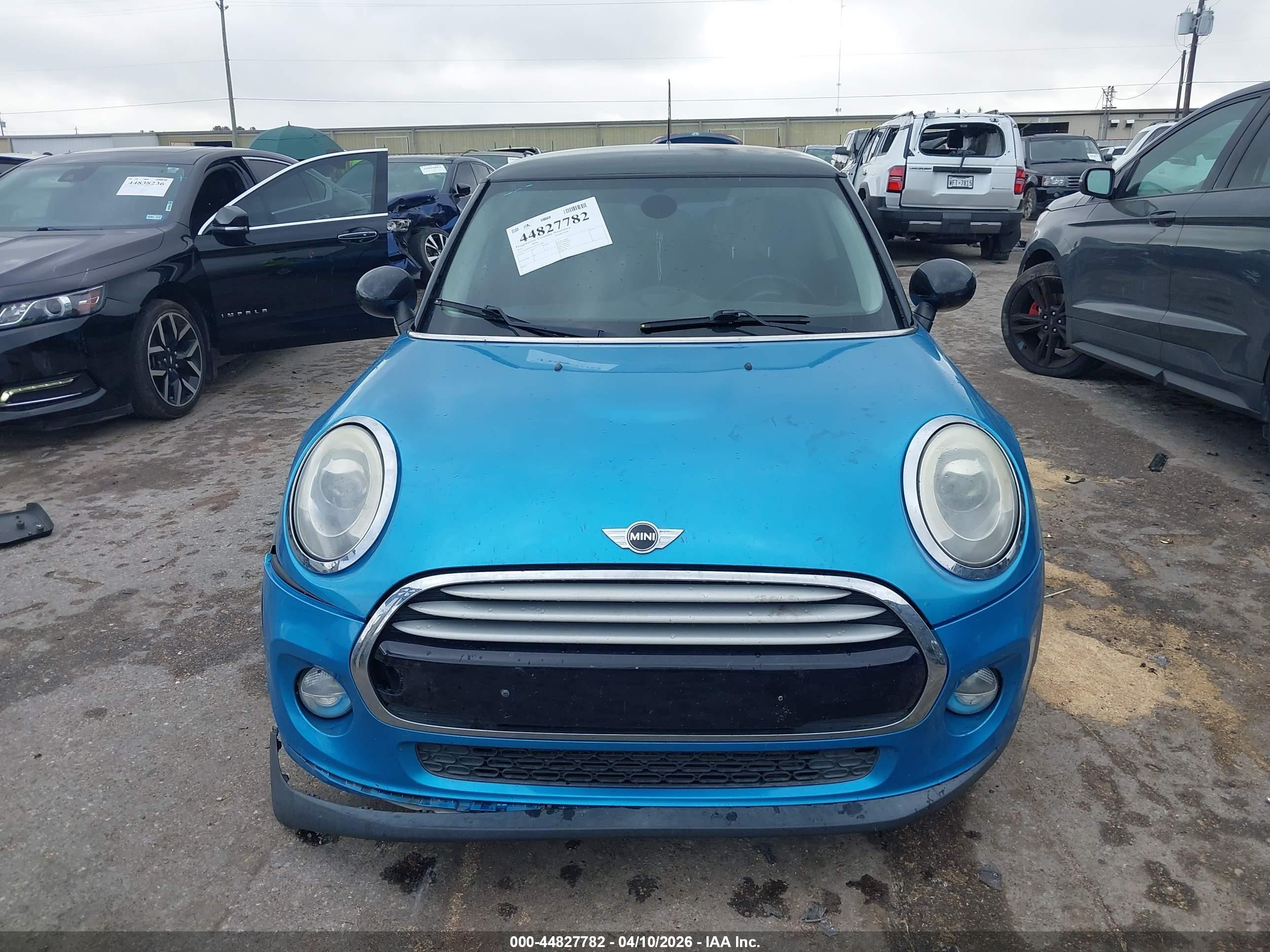 2015 Mini Hardtop Cooper Blue vin: WMWXM5C57FT973985