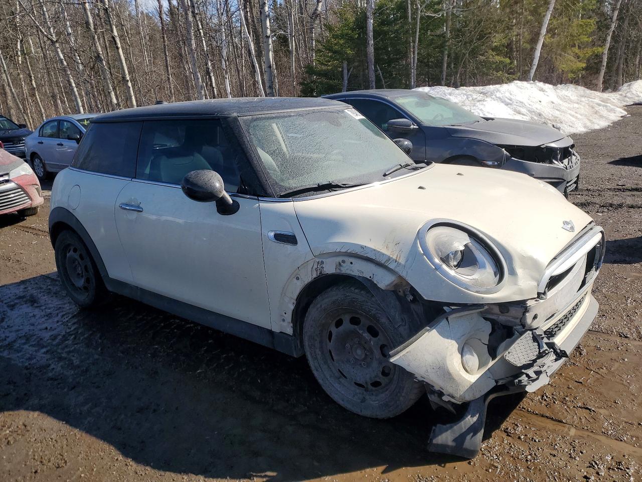 2015 Mini Cooper Белый vin: WMWXM5C58F3A58078