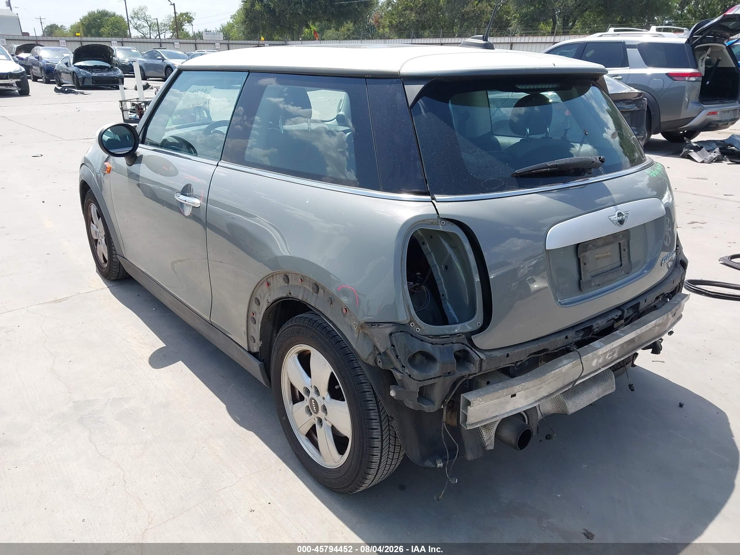 2015 Mini Hardtop Cooper Gray vin: WMWXM5C58FT937710