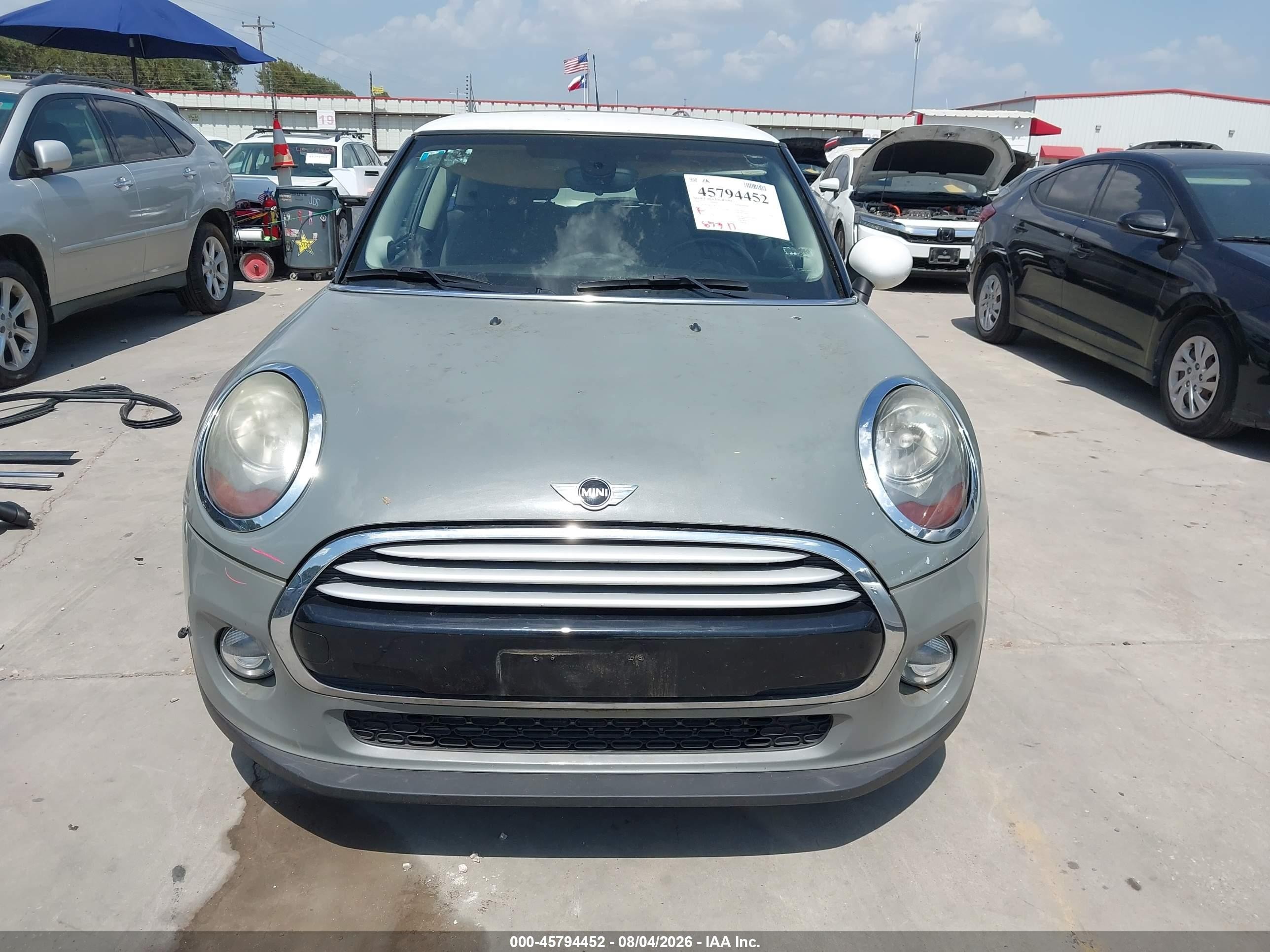 2015 Mini Hardtop Cooper Gray vin: WMWXM5C58FT937710