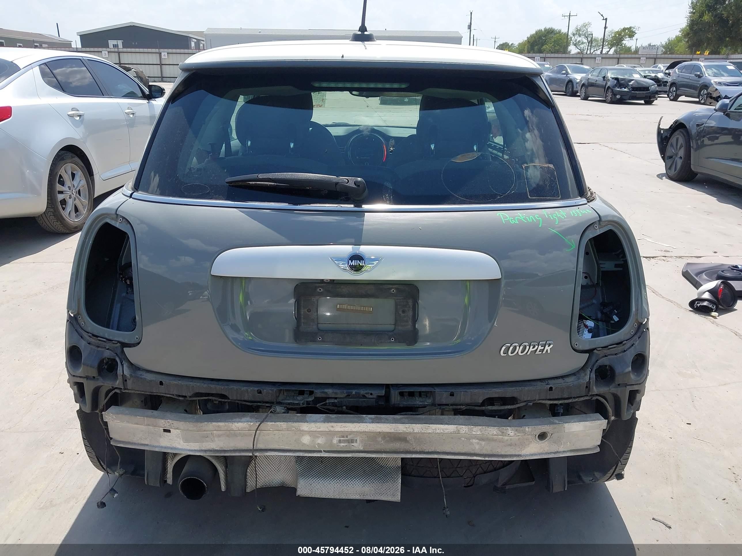 2015 Mini Hardtop Cooper Gray vin: WMWXM5C58FT937710