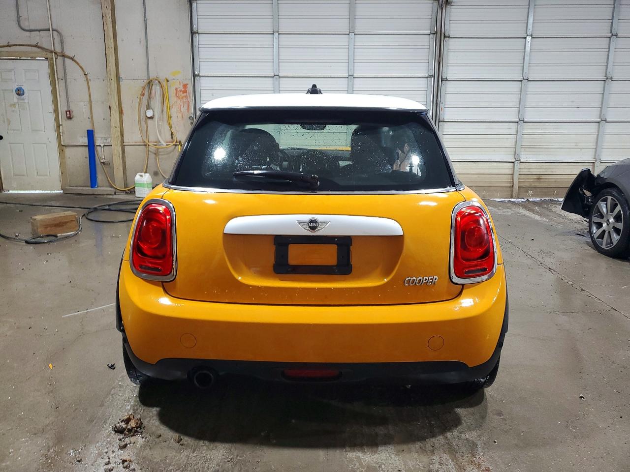 2015 Mini Cooper Yellow vin: WMWXM5C59FT939269