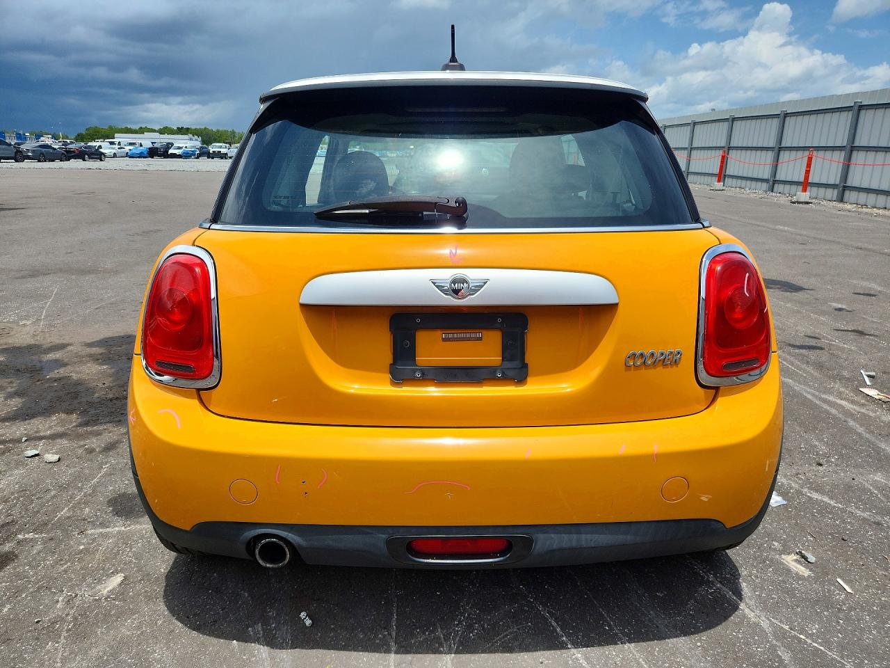 2015 Mini Cooper Yellow vin: WMWXM5C59FT973163