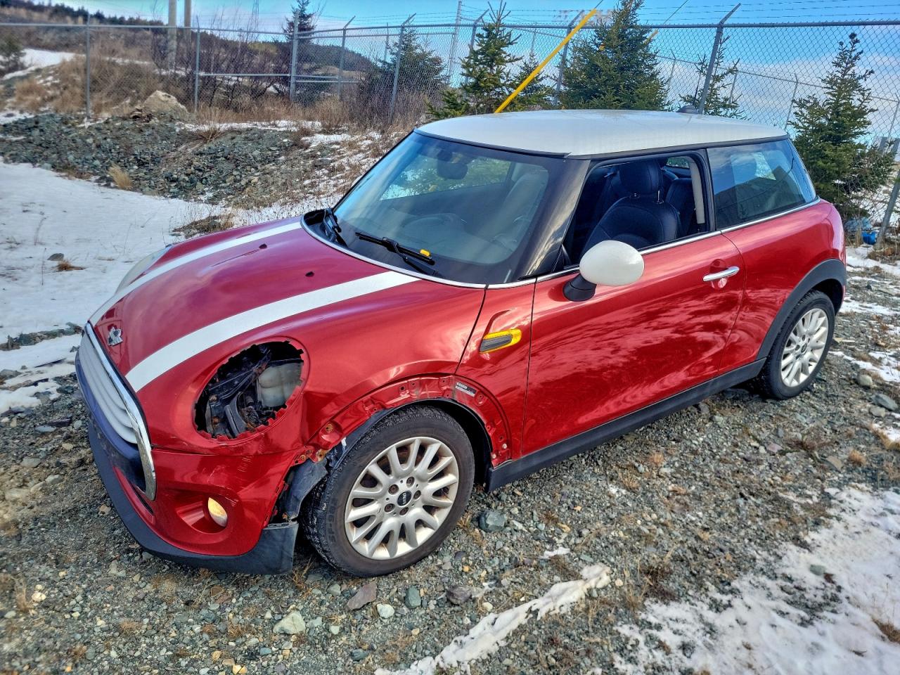 2014 Mini Cooper Red vin: WMWXM5C5XET932913