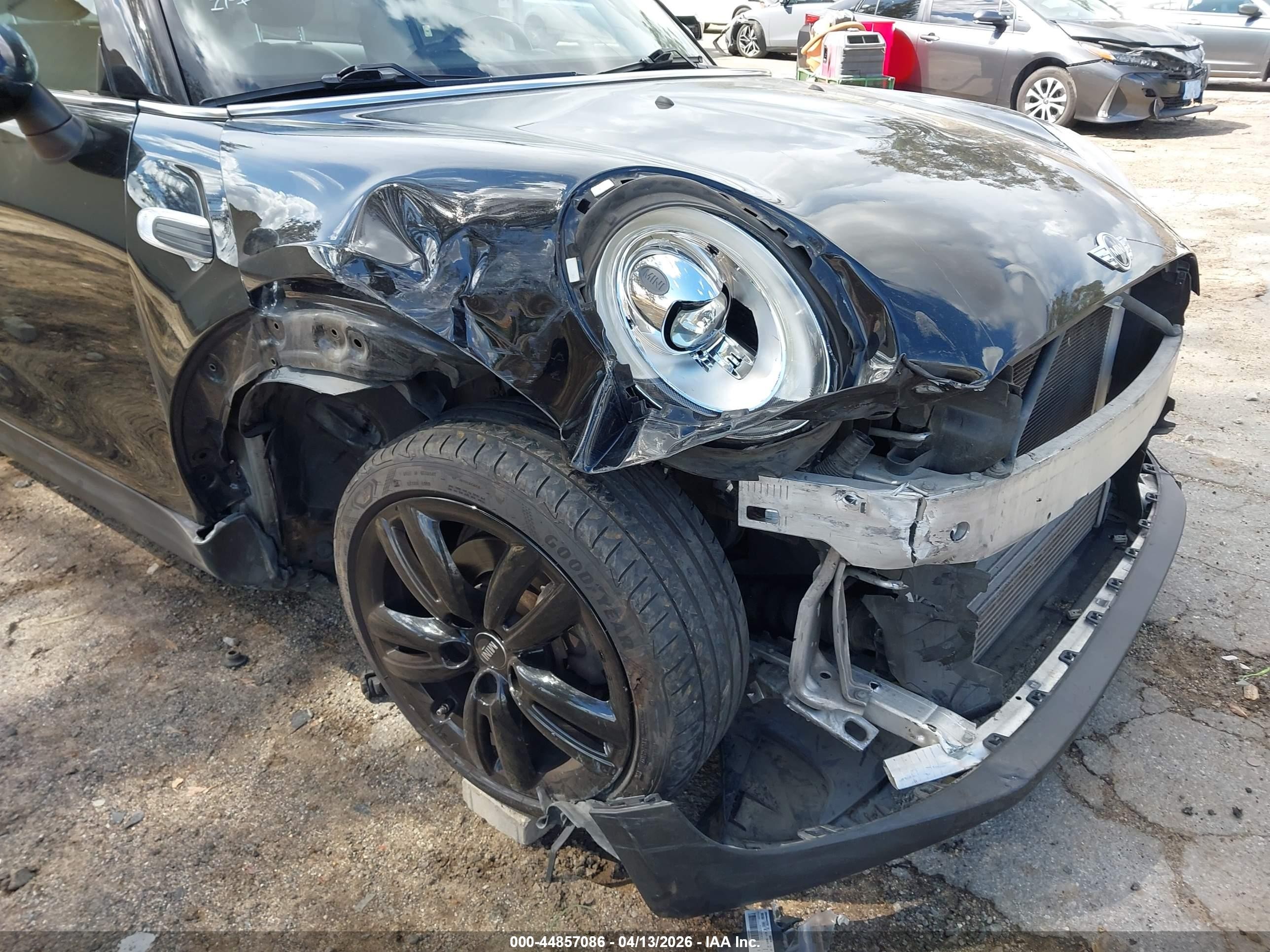 2014 Mini Hardtop Cooper Black vin: WMWXM5C5XET972621