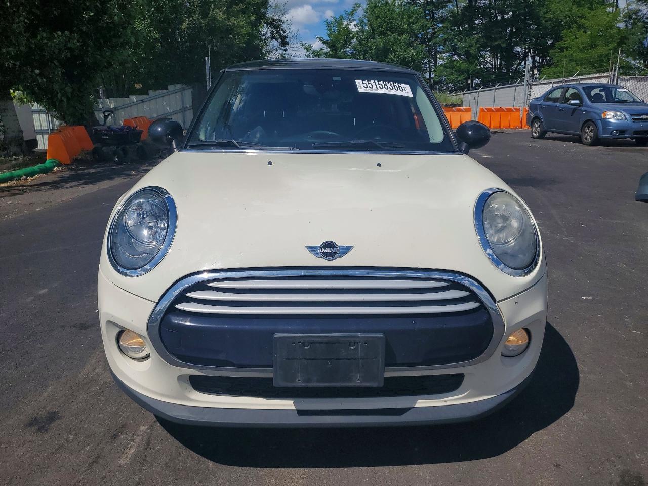 2015 Mini Cooper Beige vin: WMWXM5C5XFT973267