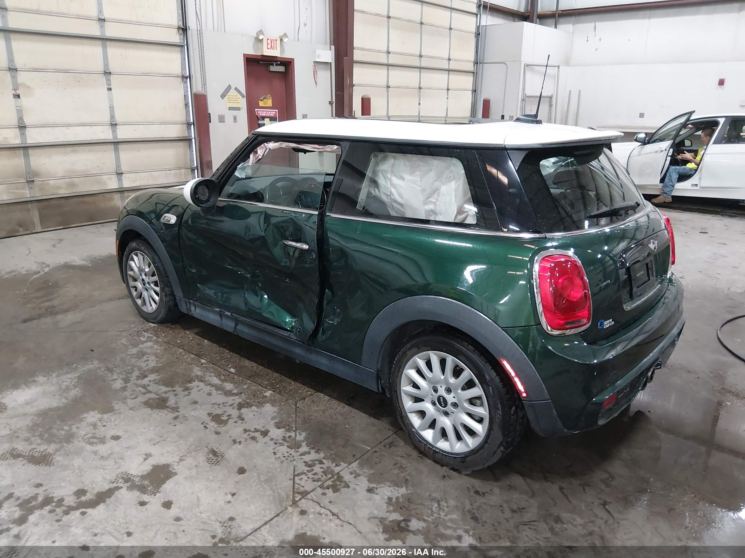 2014 Mini Hardtop Cooper S Green vin: WMWXM7C52ET970910