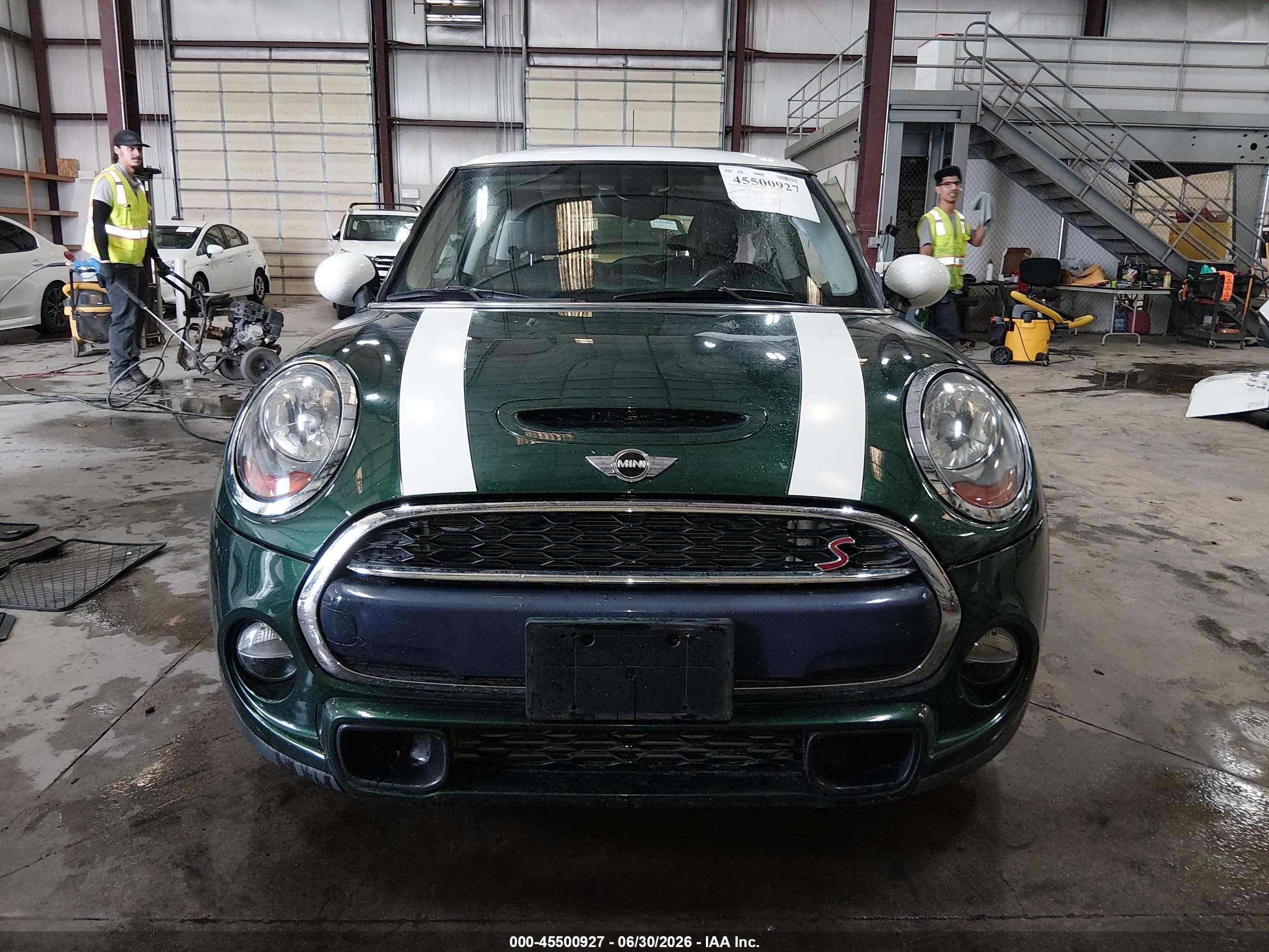2014 Mini Hardtop Cooper S Green vin: WMWXM7C52ET970910