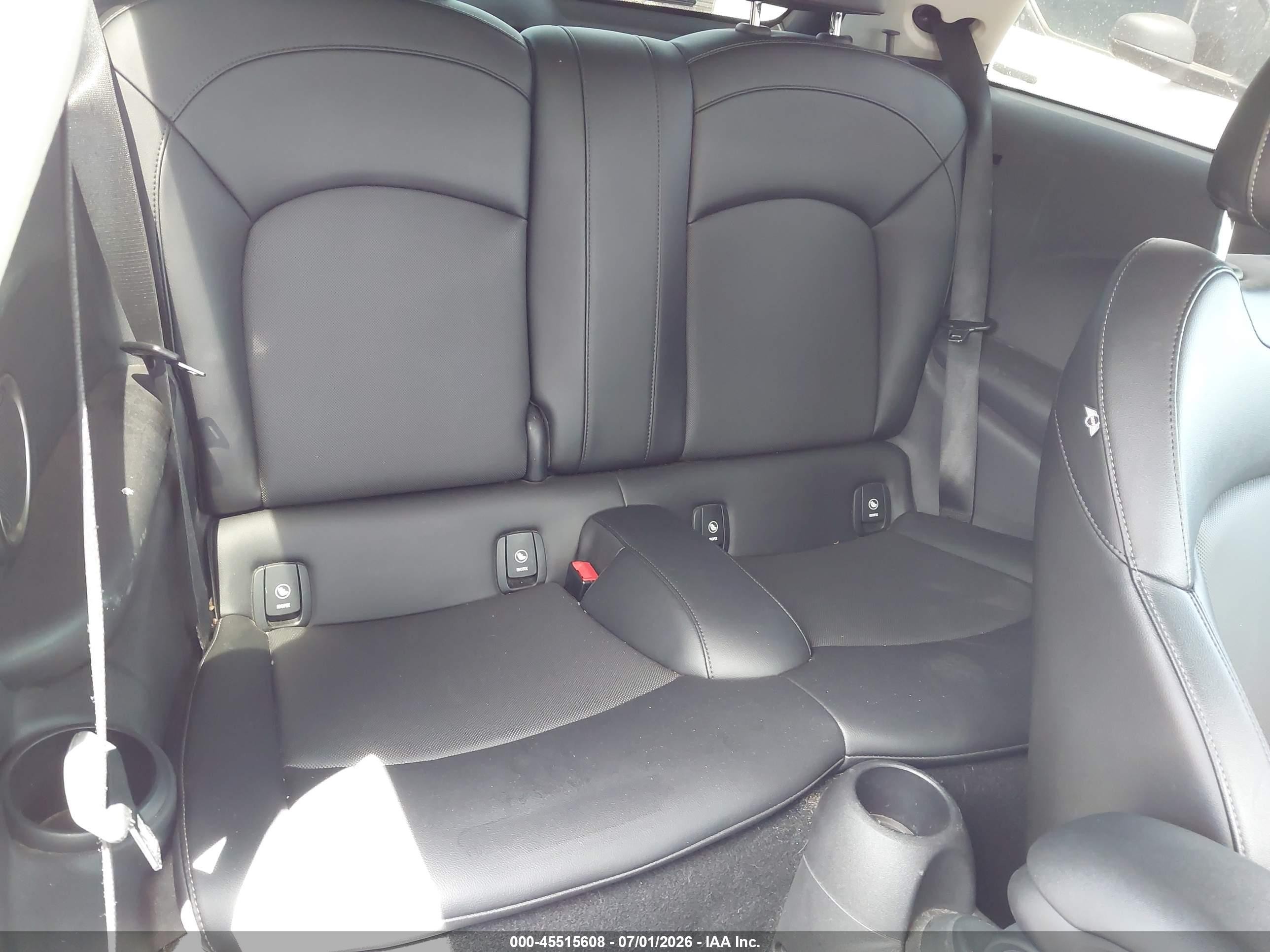 2014 Mini Hardtop Cooper S Red vin: WMWXM7C54ET926388