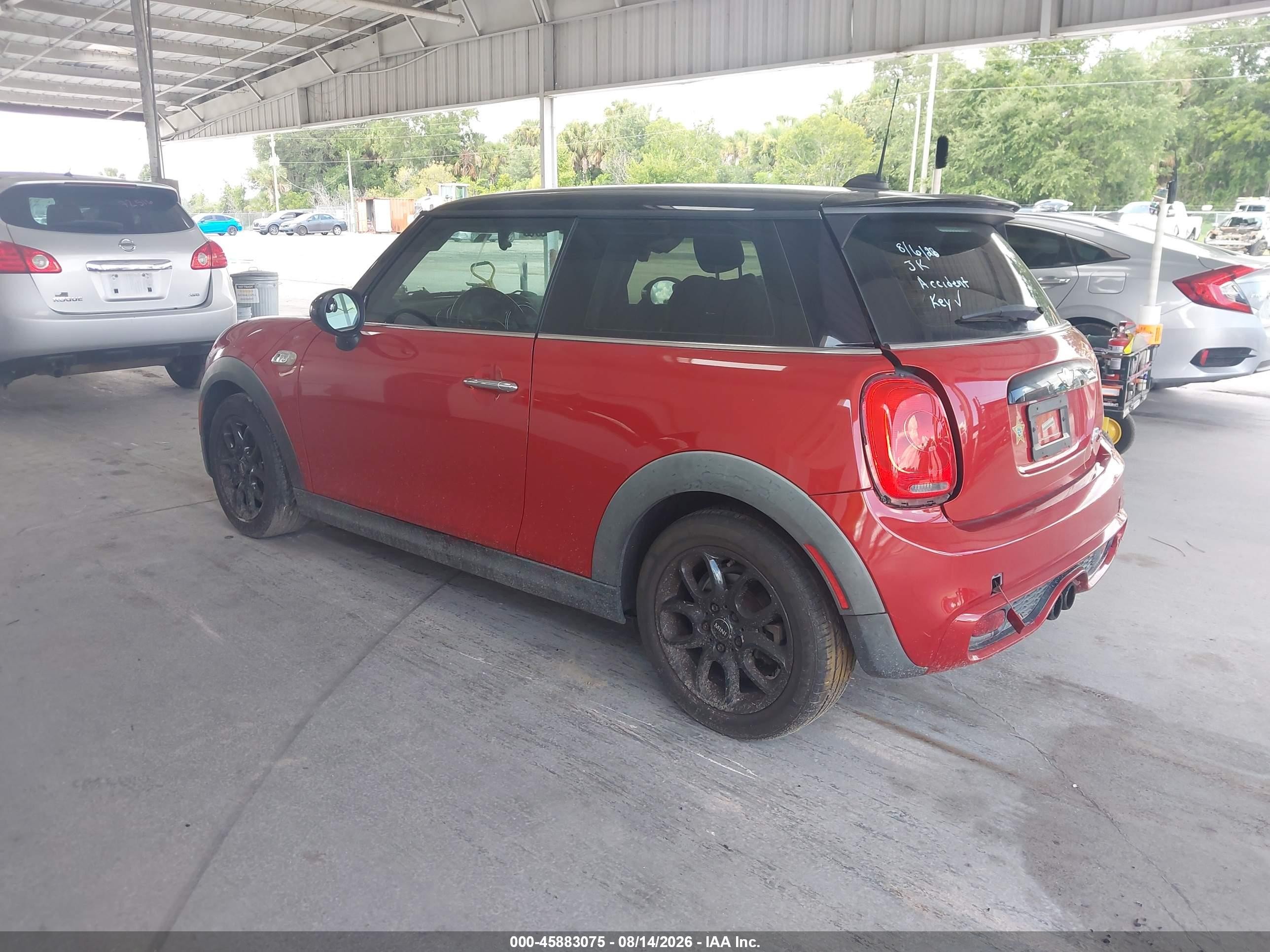 2014 Mini Hardtop Cooper S Красный vin: WMWXM7C54ET986672