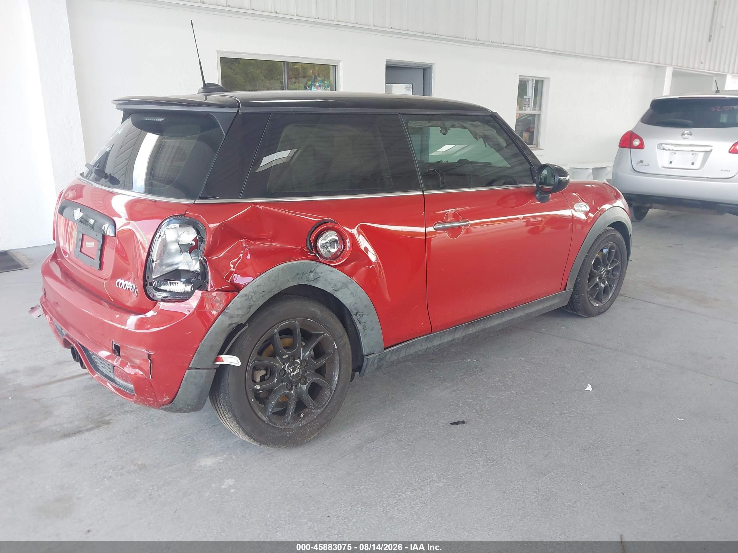2014 Mini Hardtop Cooper S Красный vin: WMWXM7C54ET986672