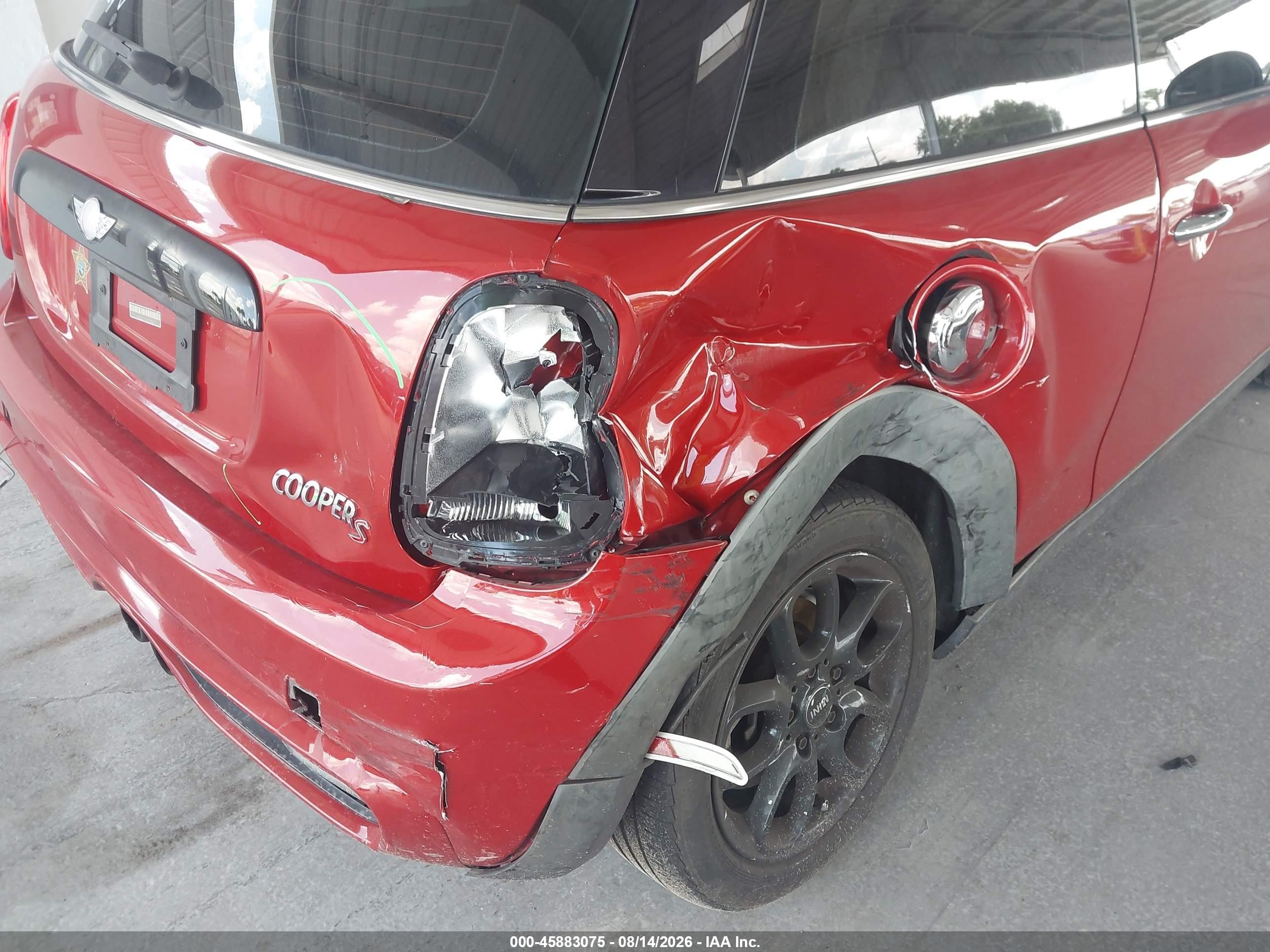 2014 Mini Hardtop Cooper S Красный vin: WMWXM7C54ET986672