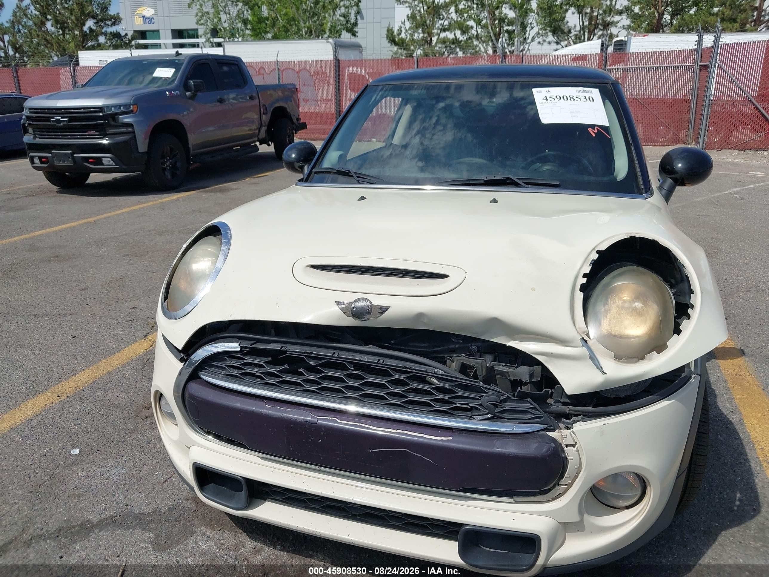 2014 Mini Hardtop Cooper S Бежевый vin: WMWXM7C55ET925864